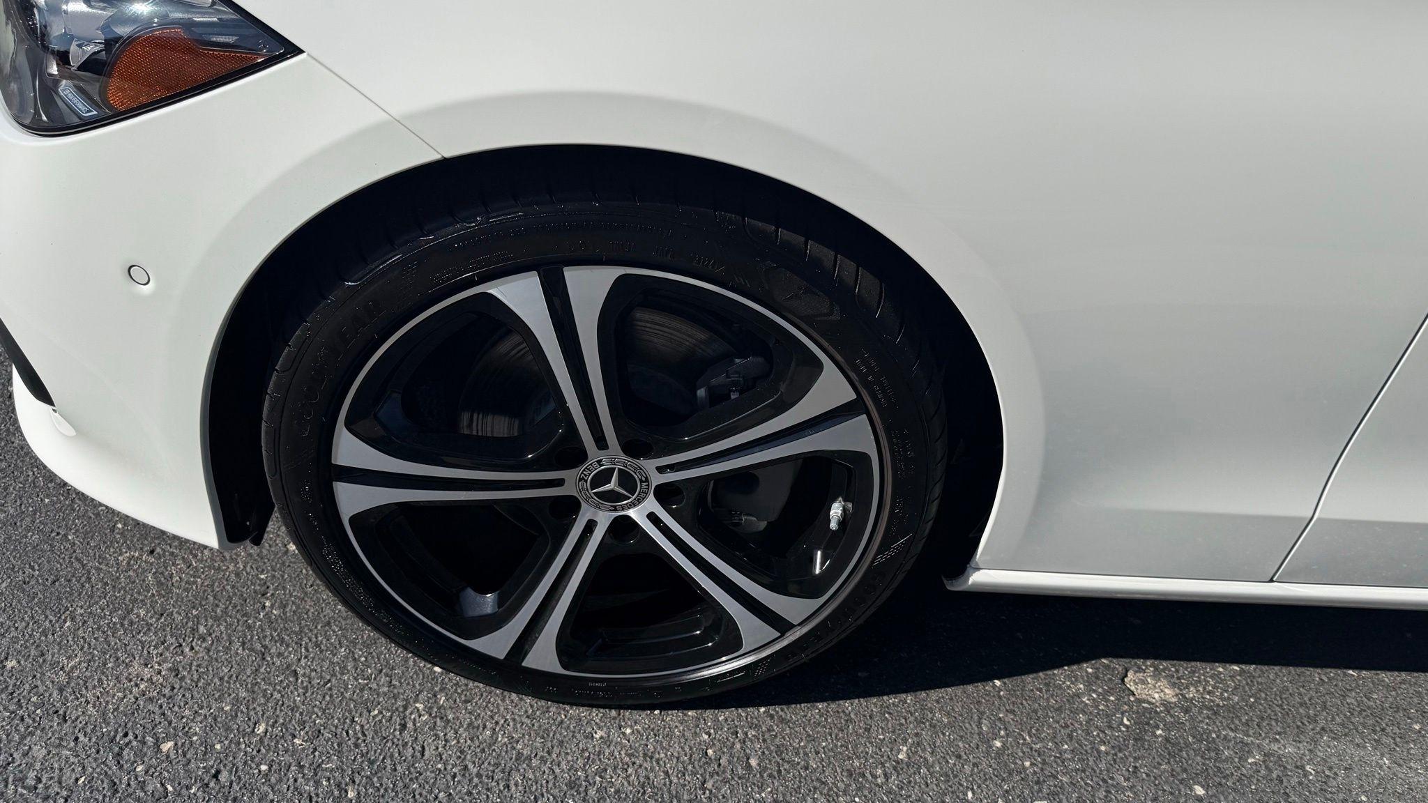 Mercedes-Benz C-Class  2025