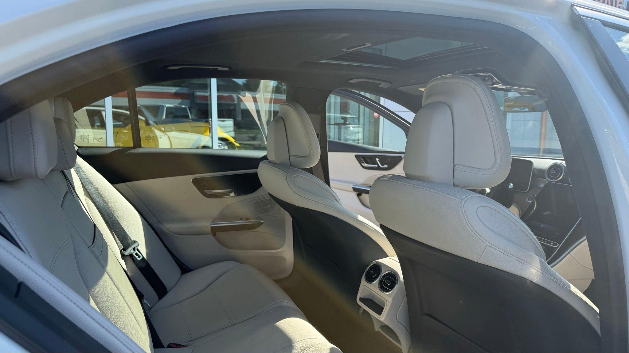 Mercedes-Benz C-Class  2025