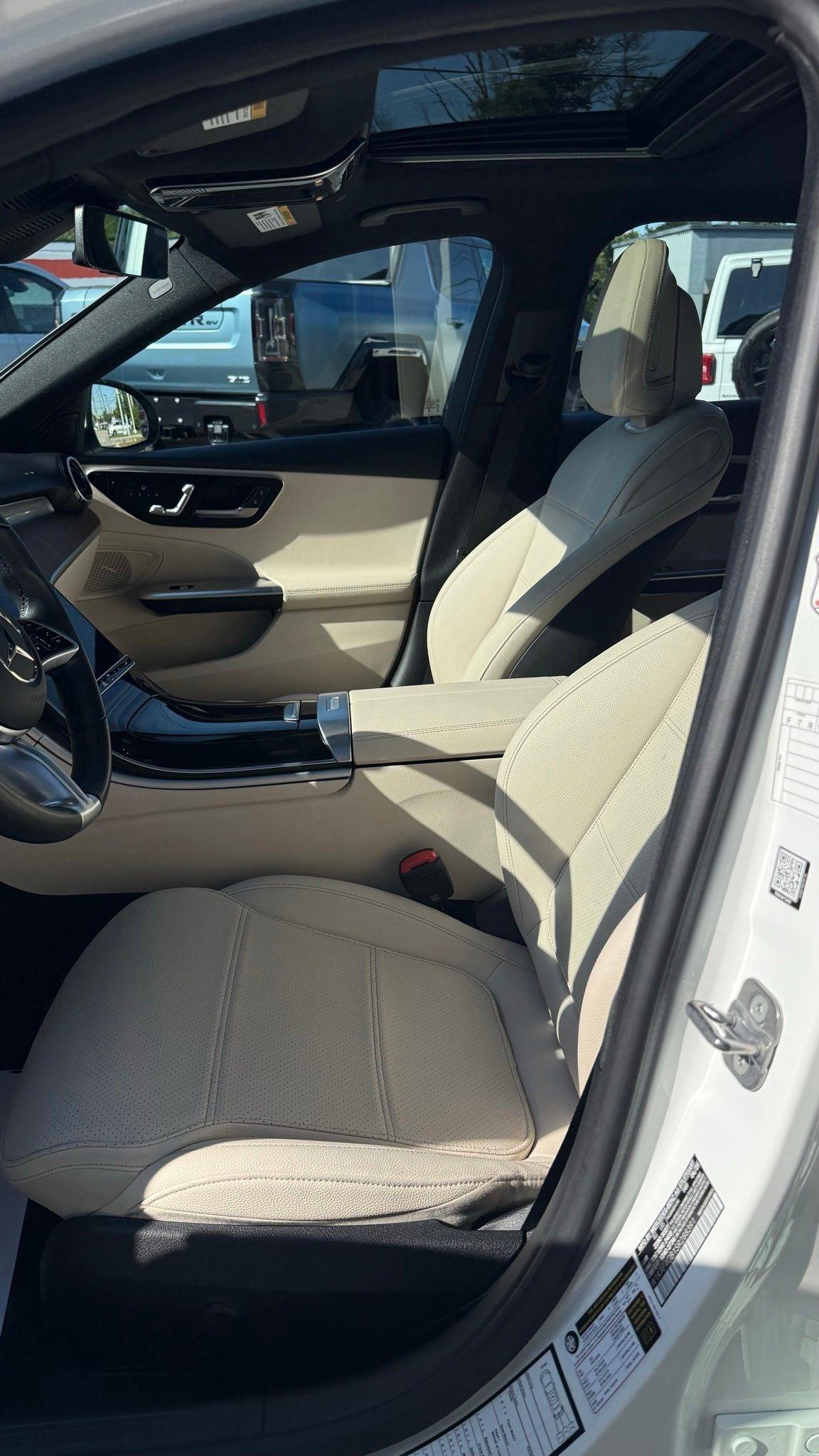 Mercedes-Benz C-Class  2025