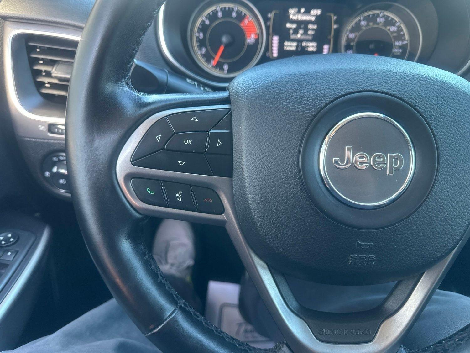 Jeep Cherokee  2020