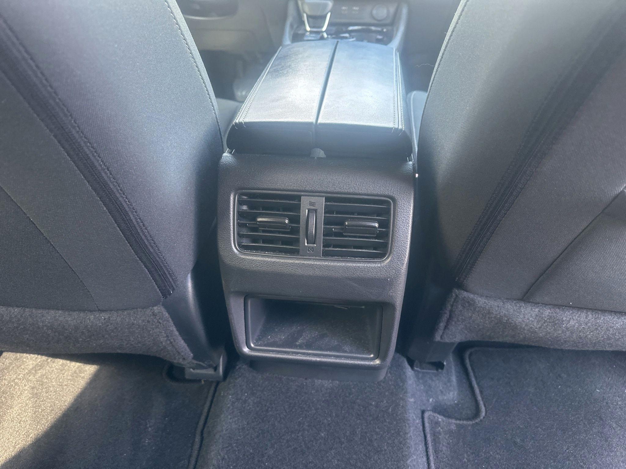 Nissan Rogue  2024