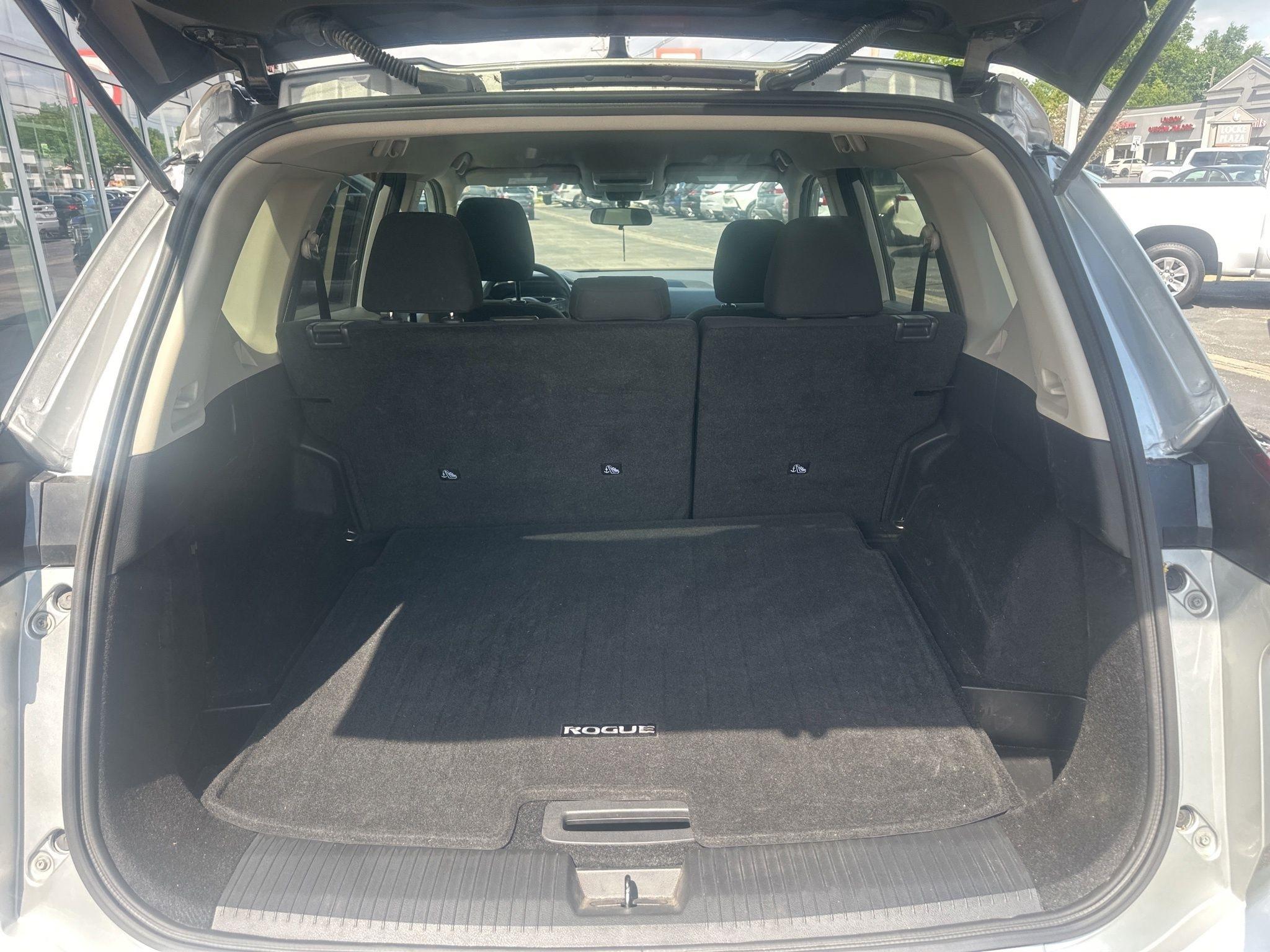 Nissan Rogue  2024