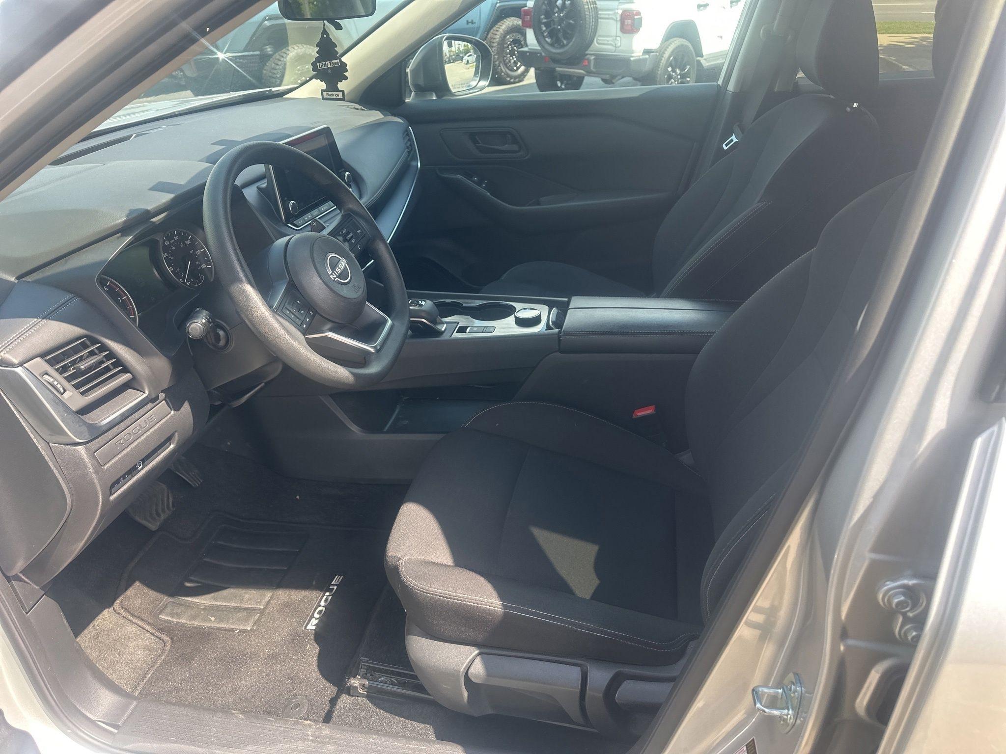 Nissan Rogue  2024