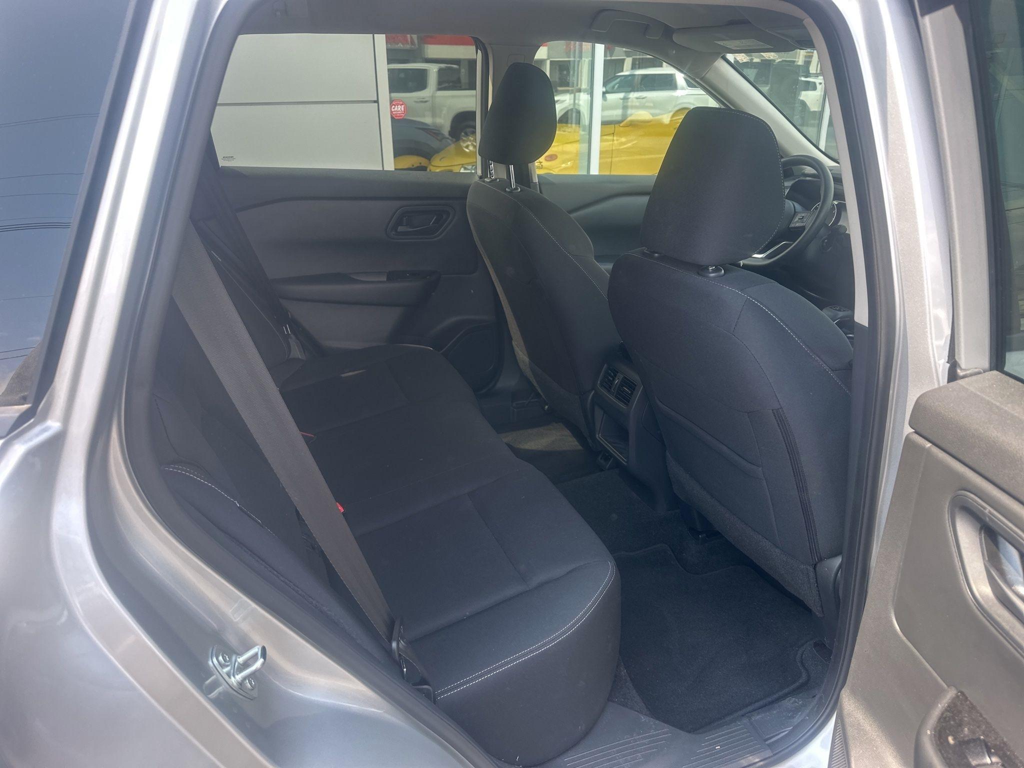 Nissan Rogue  2024