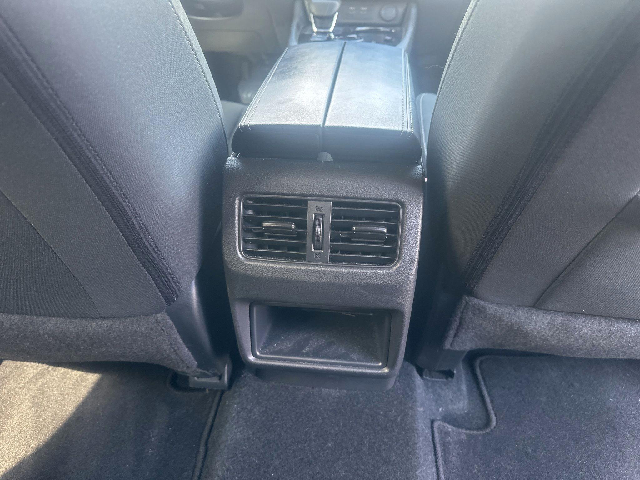 Nissan Rogue  2024