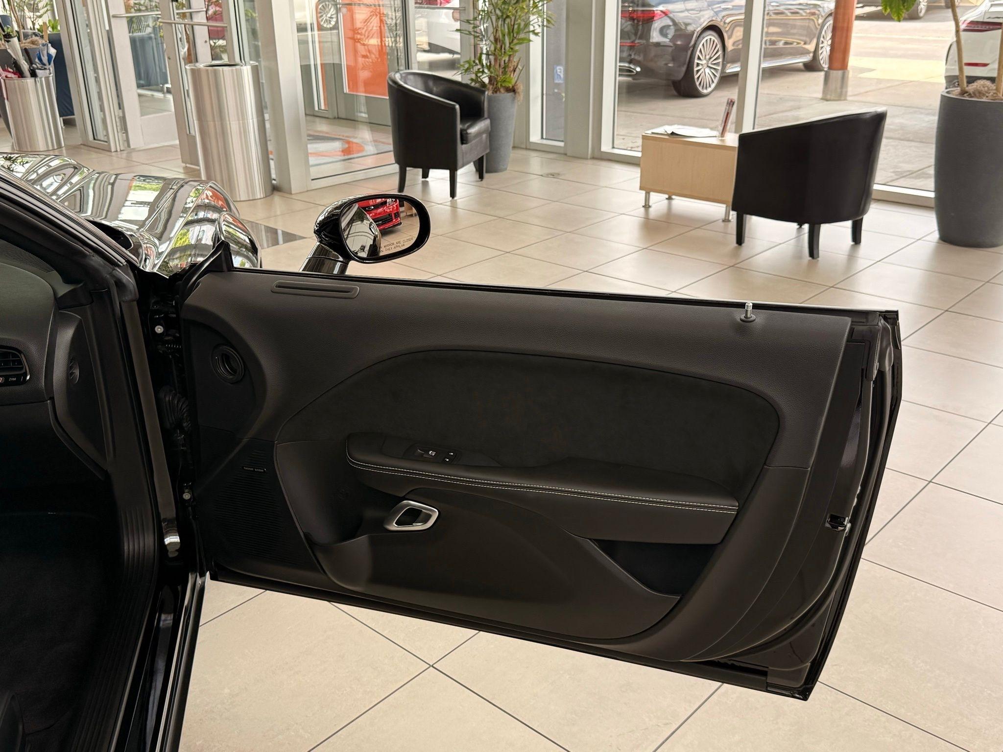 Dodge Challenger  2018