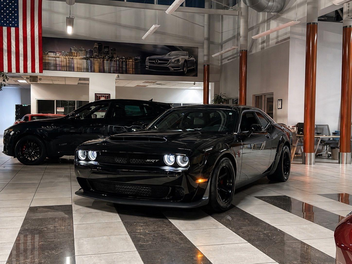 Dodge Challenger  2018