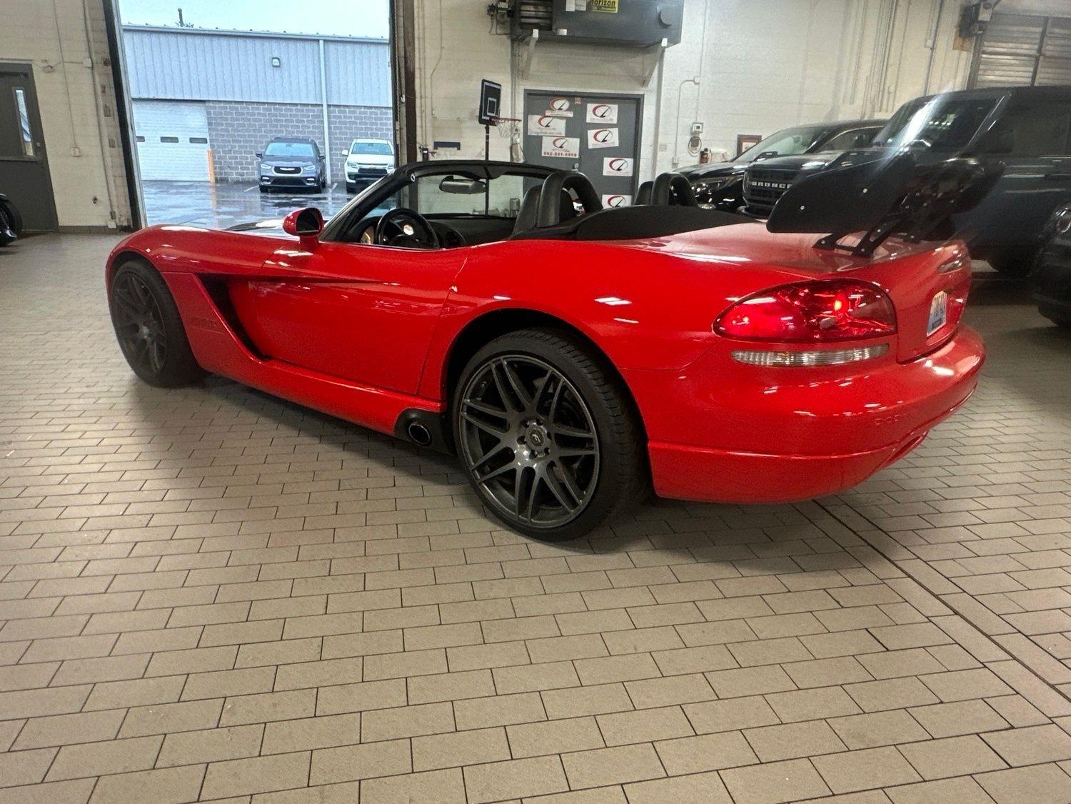 Dodge Viper  2003