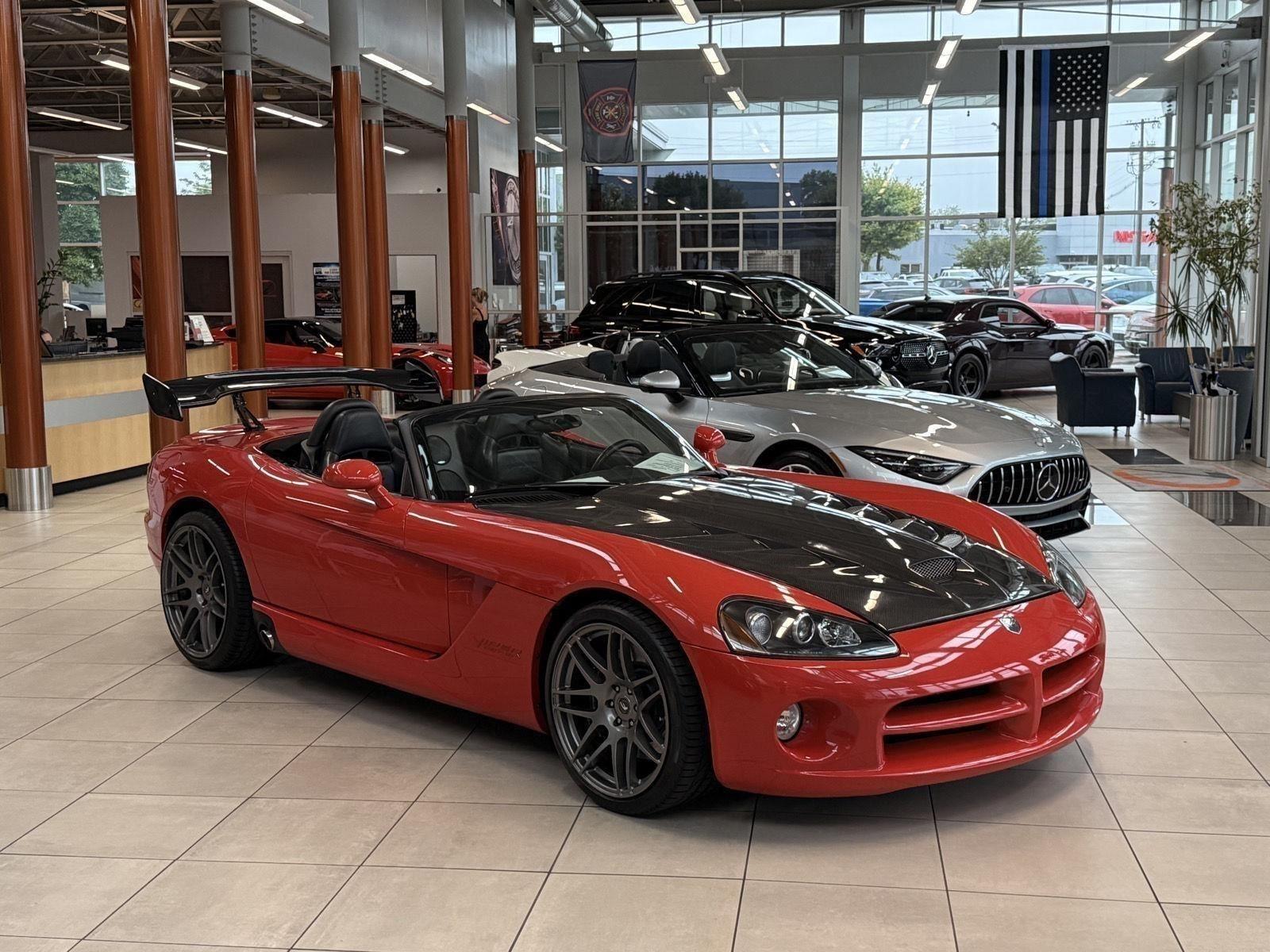 Dodge Viper  2003