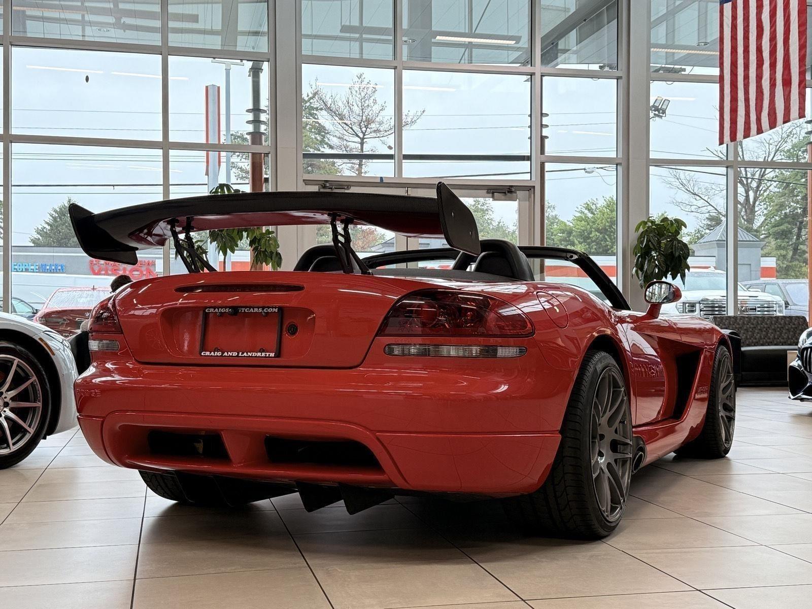 Dodge Viper  2003