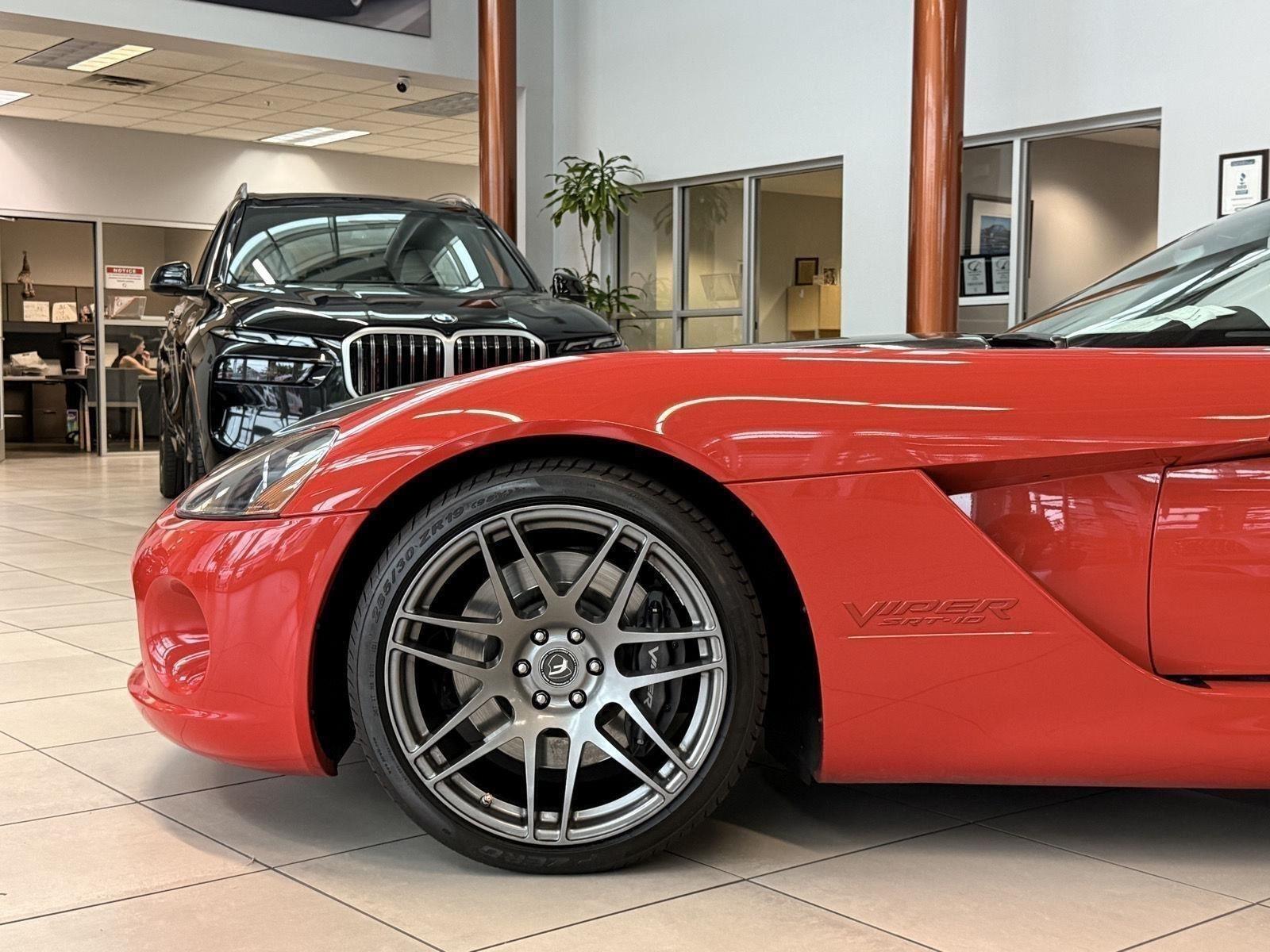 Dodge Viper  2003