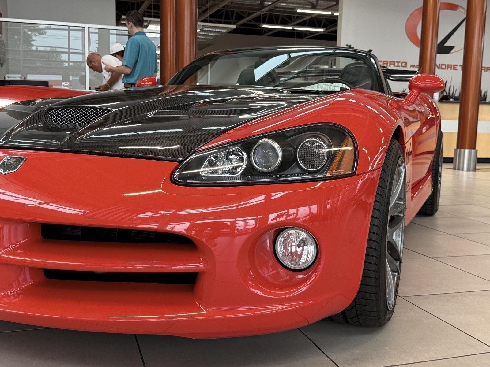 Dodge Viper  2003