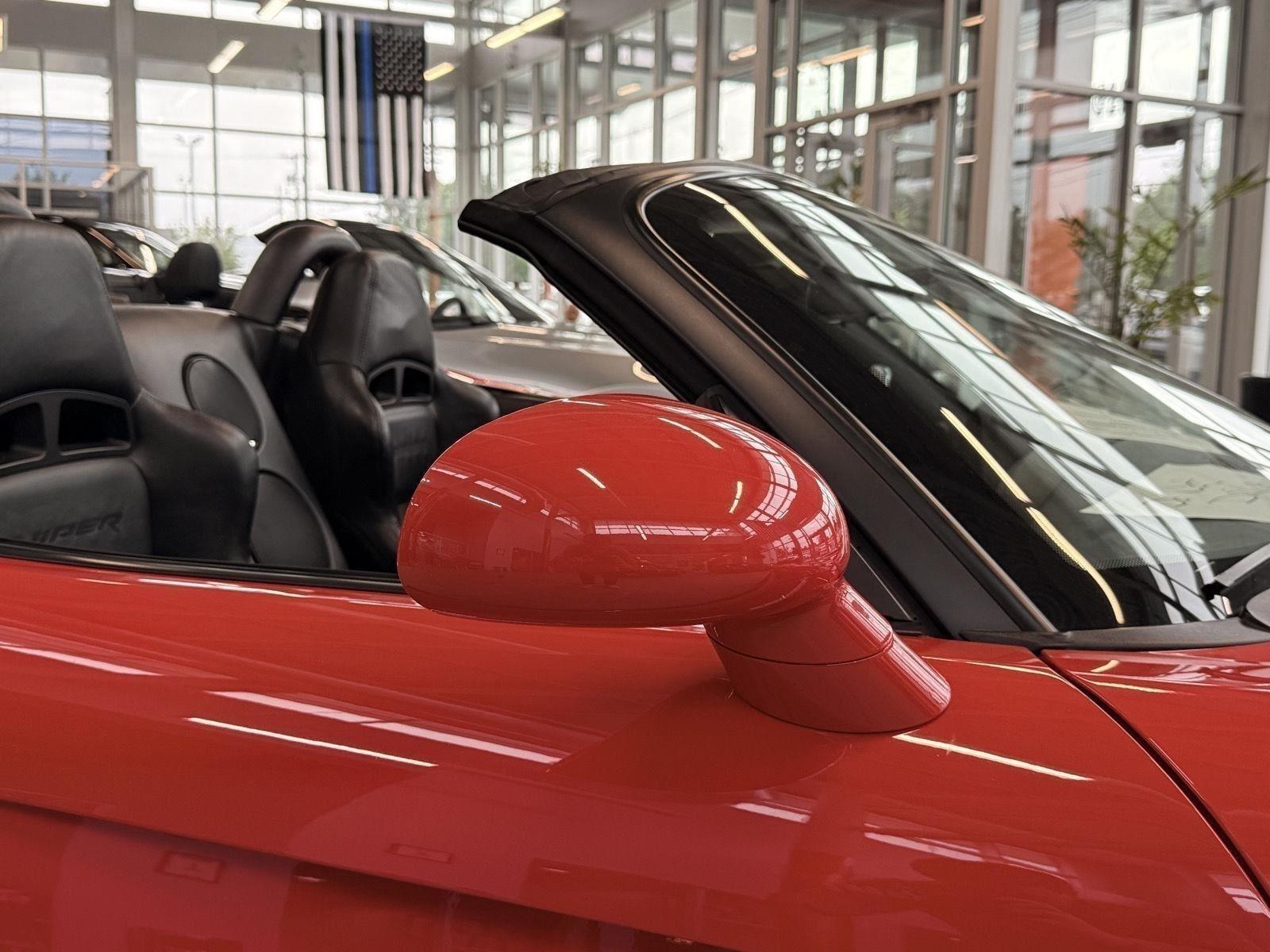 Dodge Viper  2003