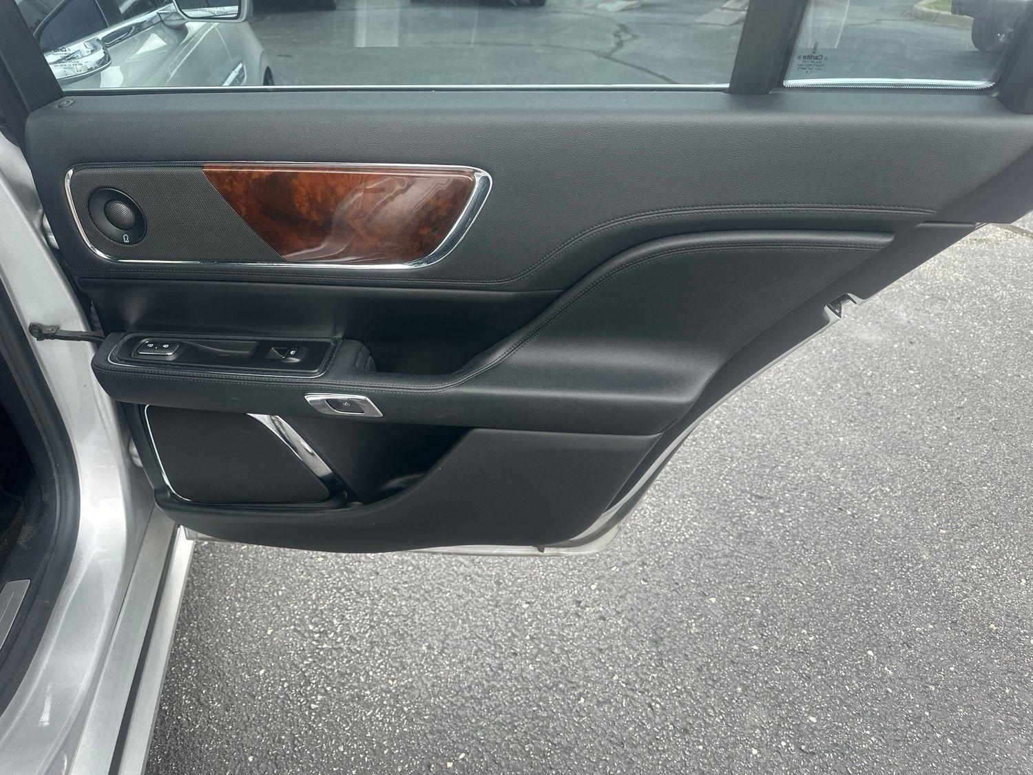 Lincoln Continental  2019