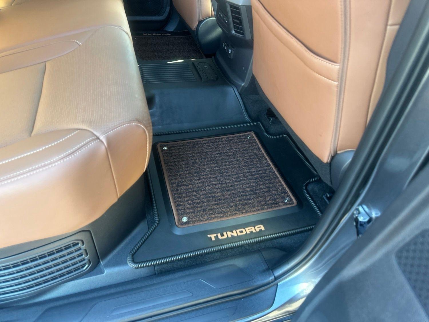 Toyota Tundra  2025