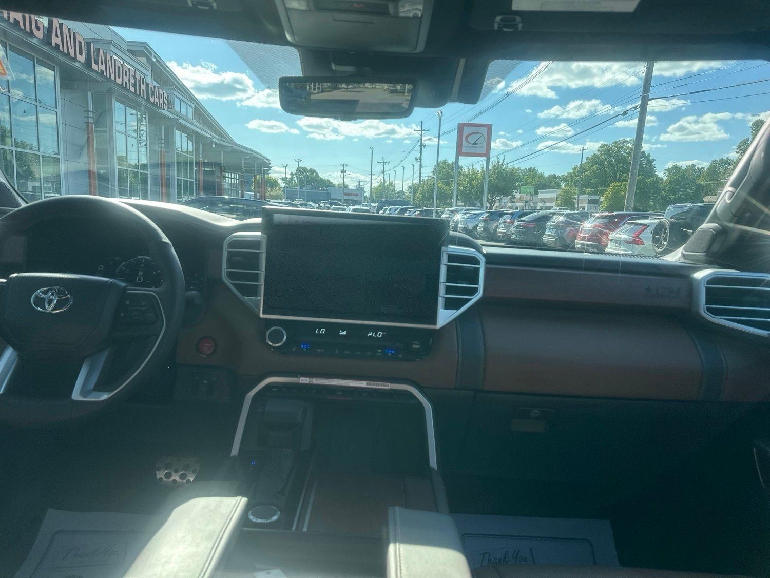 Toyota Tundra  2025