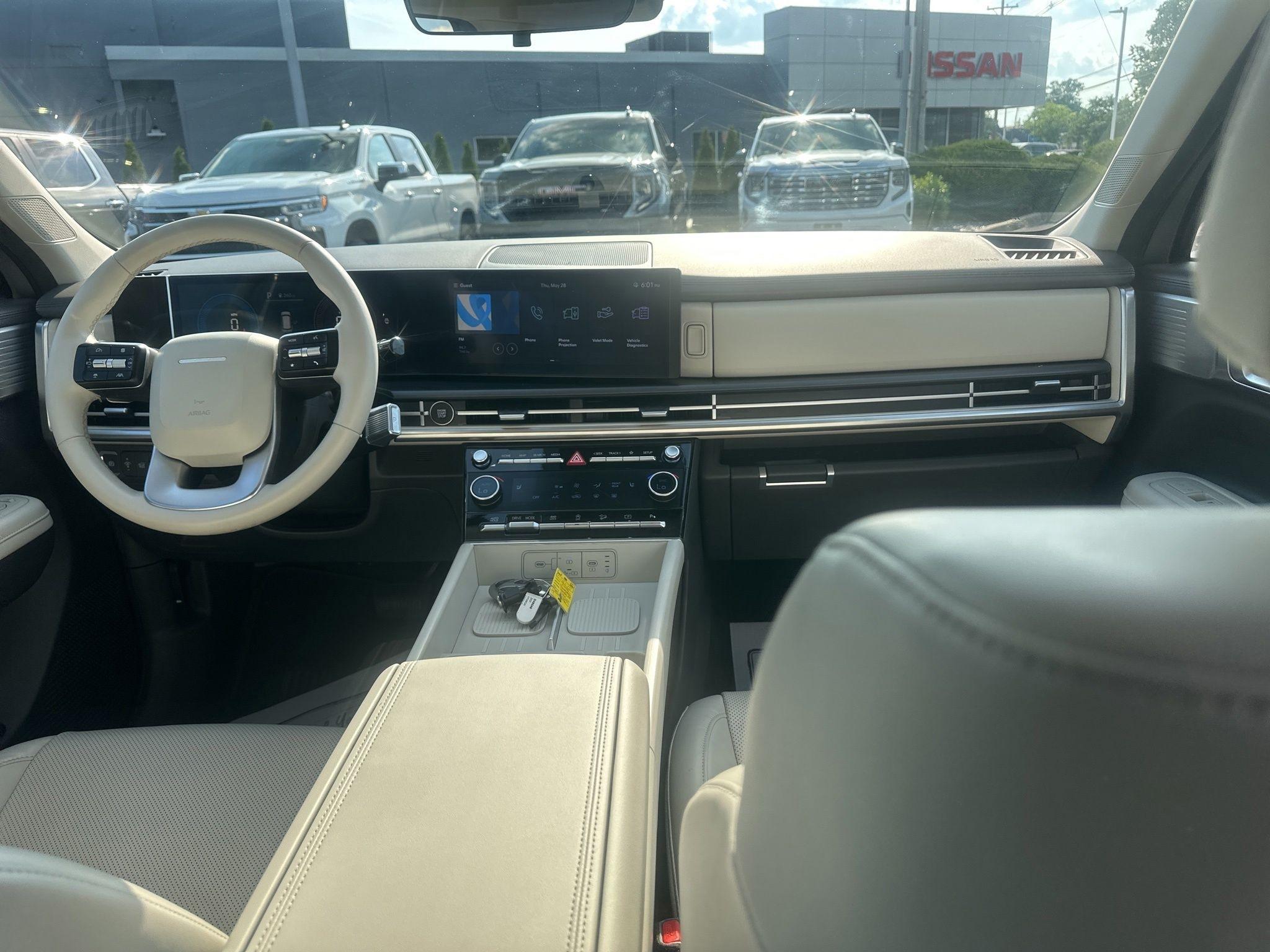 Hyundai Santa Fe  2025