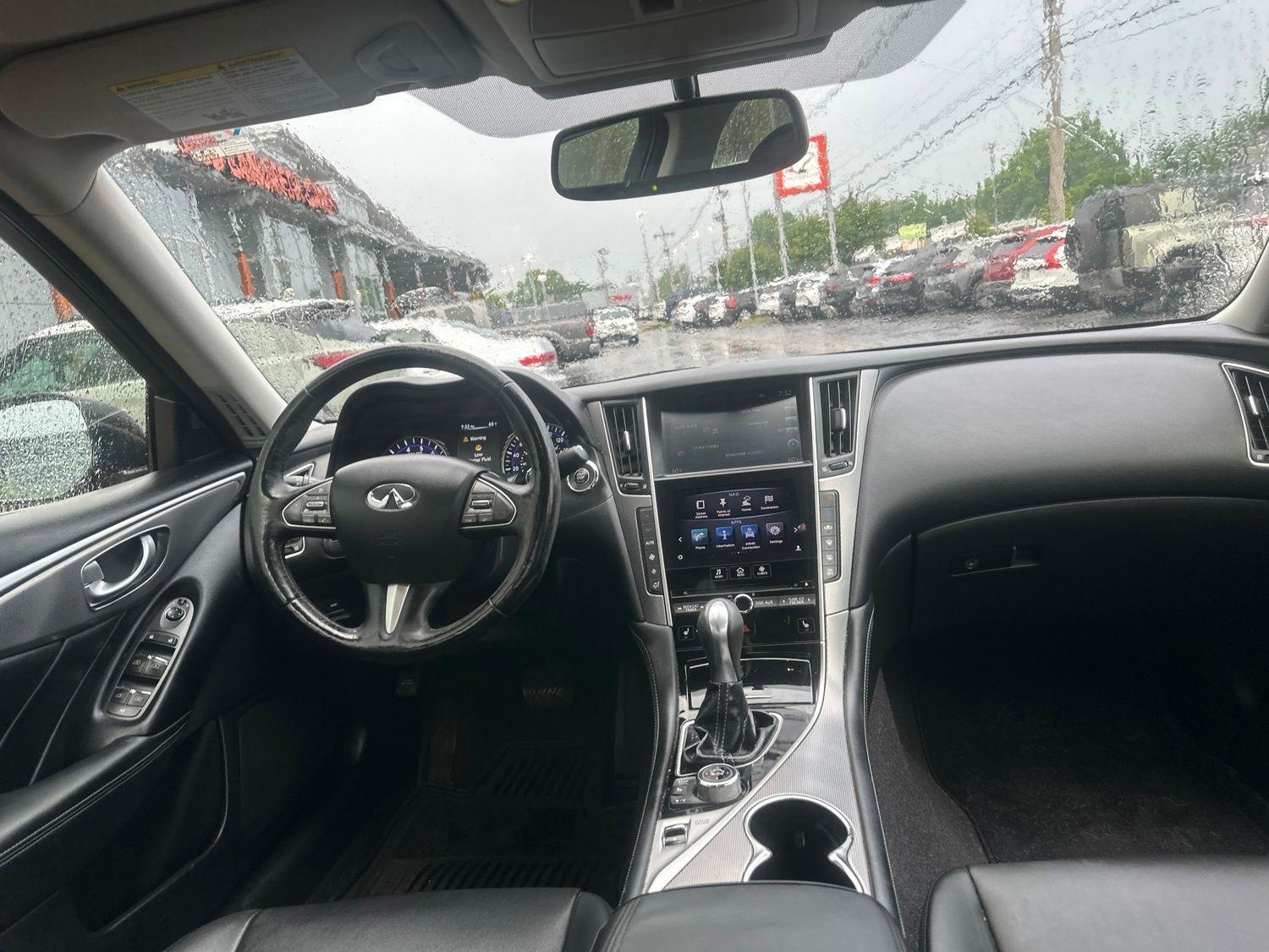Infiniti Q50  2014