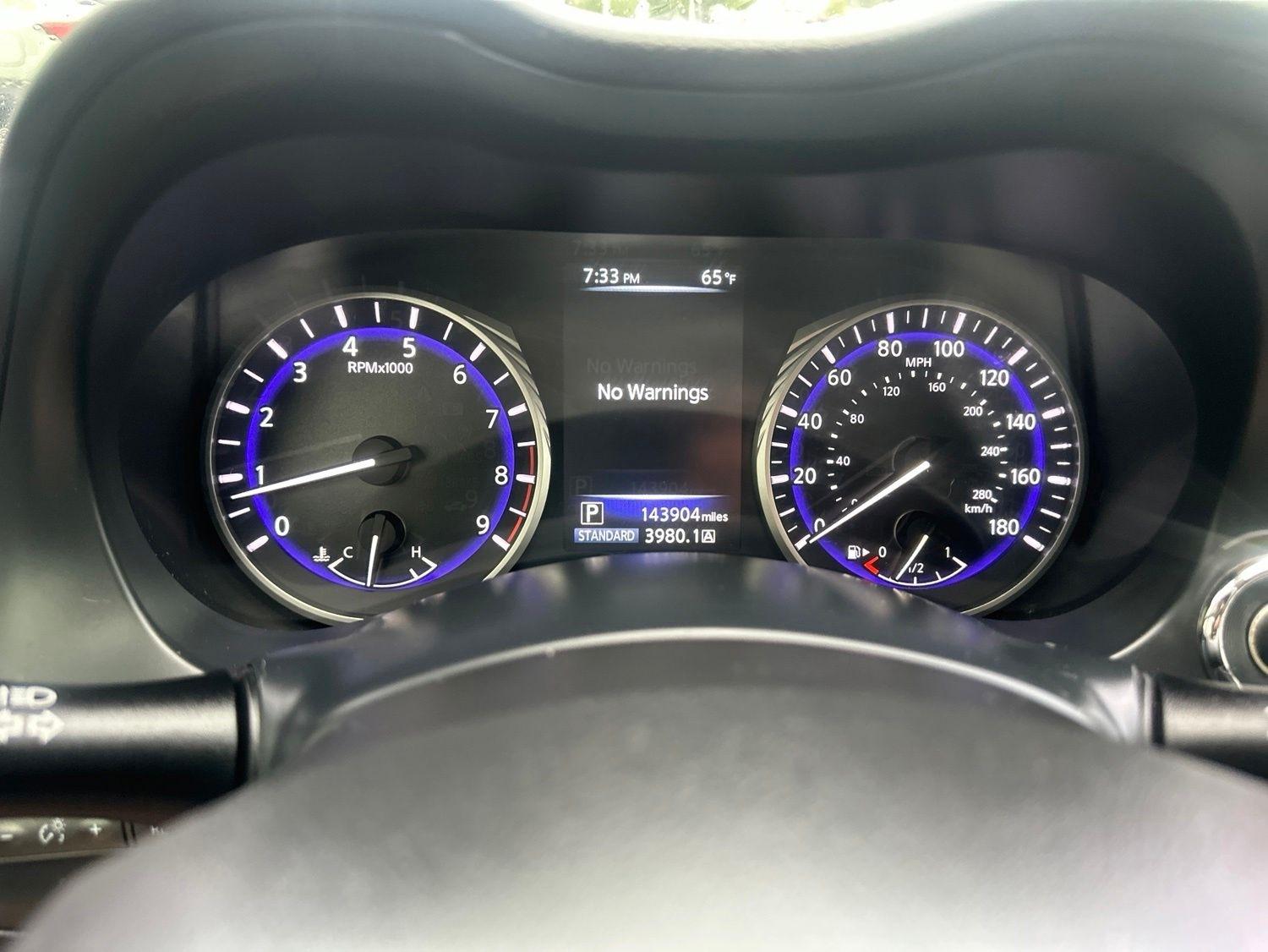 Infiniti Q50  2014