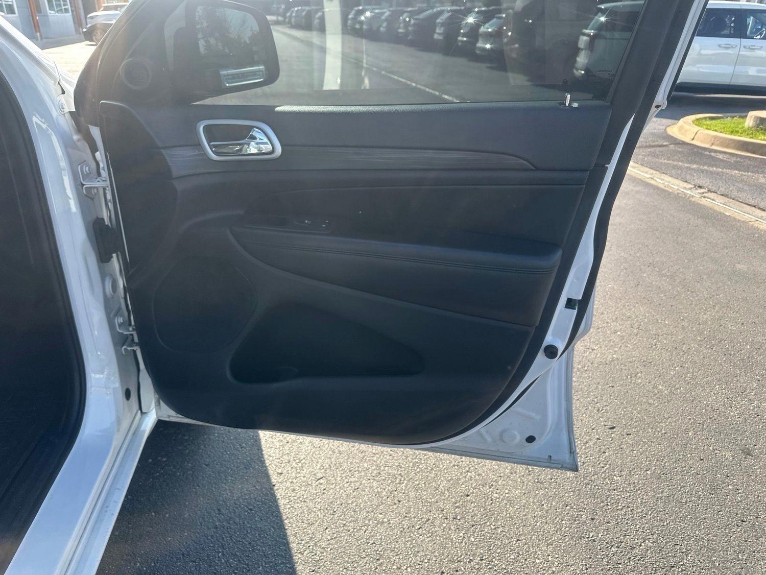 Jeep Grand Cherokee  2019