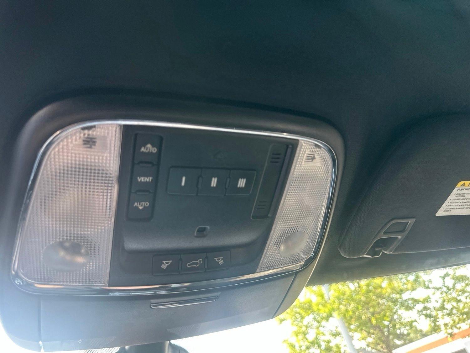 Jeep Grand Cherokee  2019