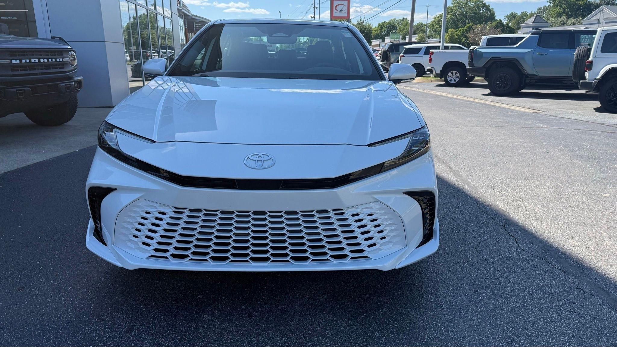 Toyota Camry  2026