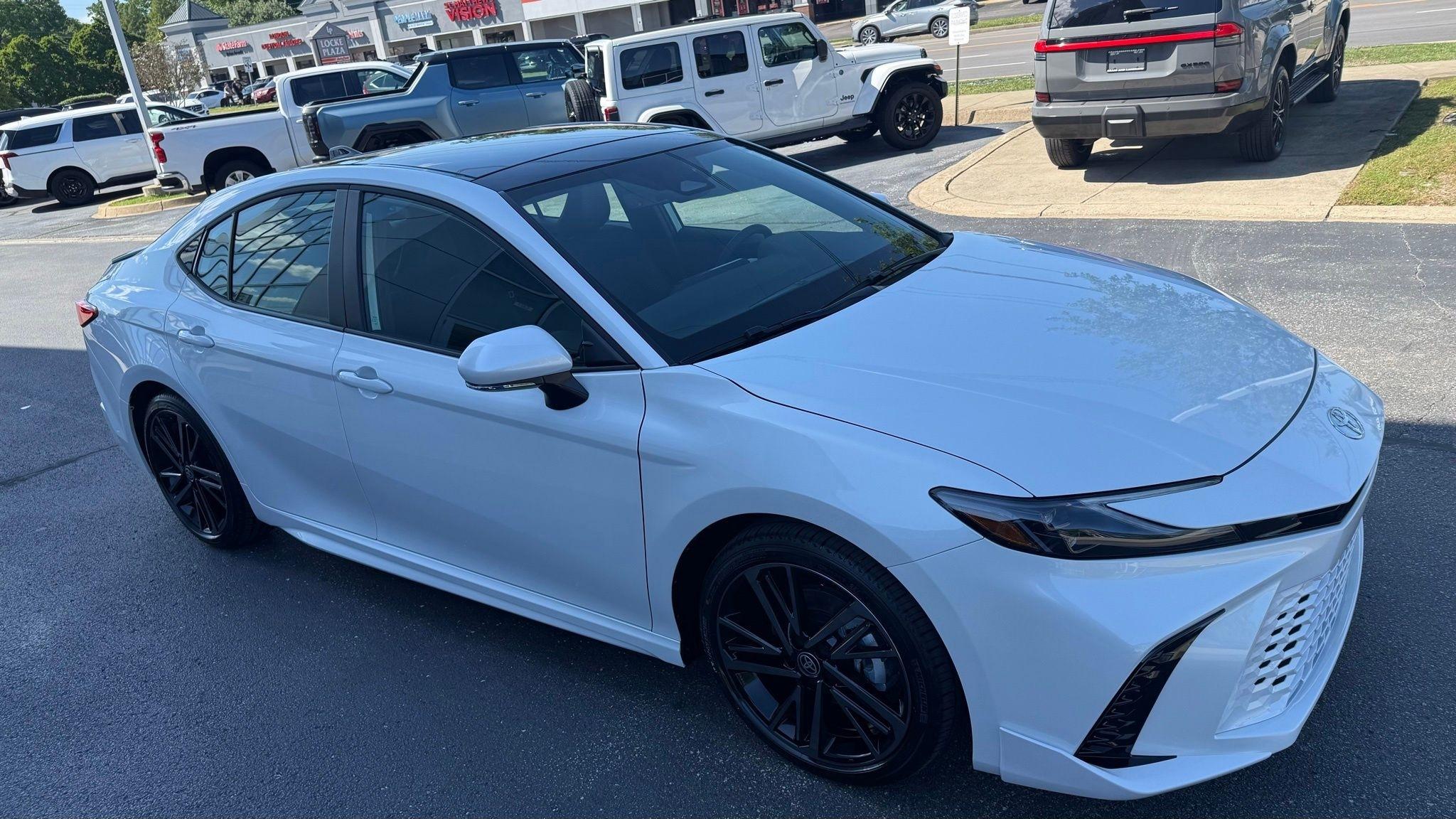 Toyota Camry  2026