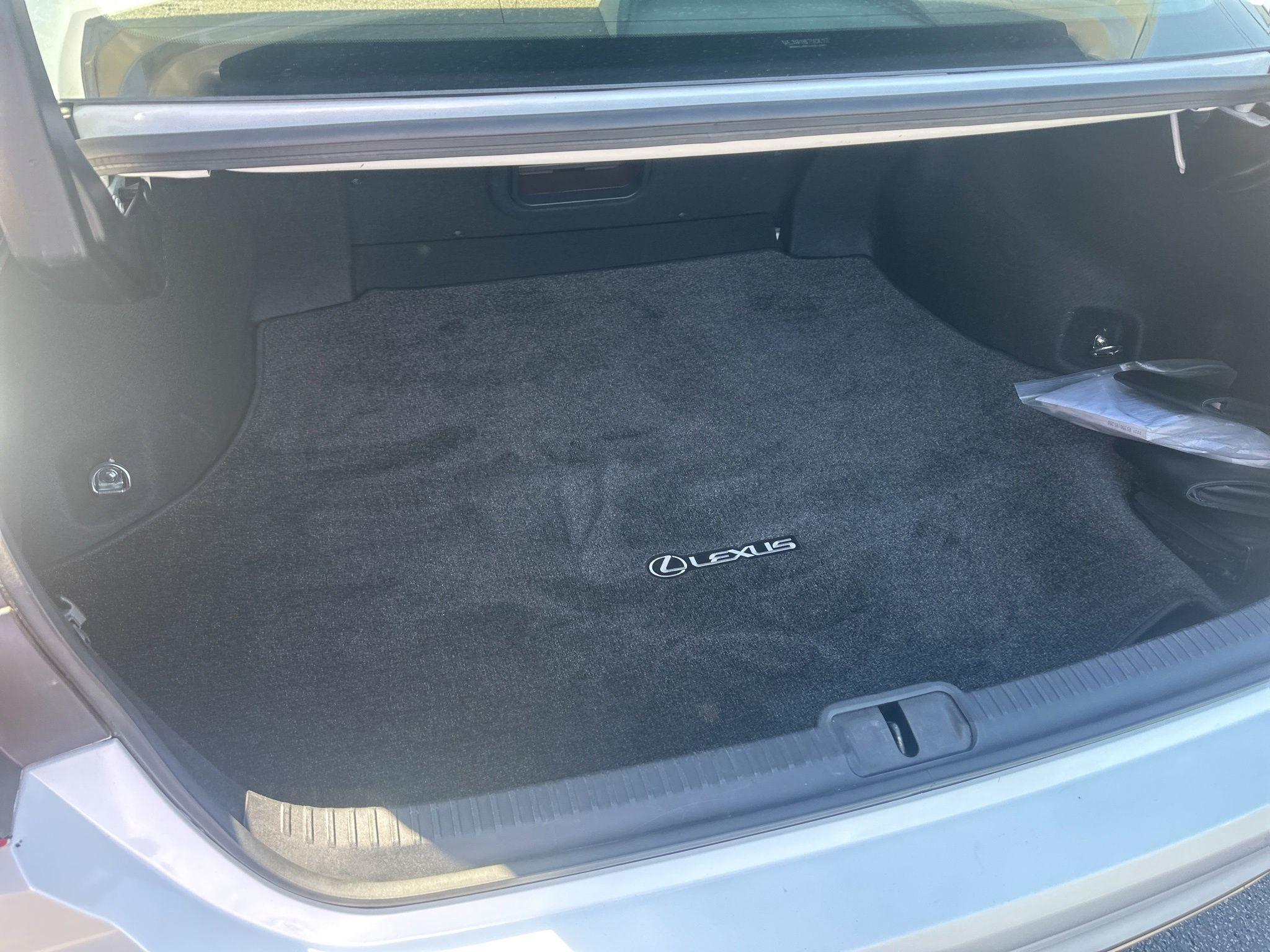 Lexus ES 250  2021