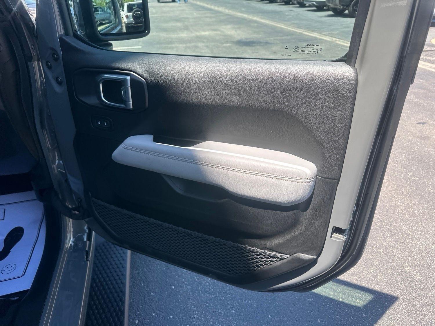 Jeep Wrangler  2023