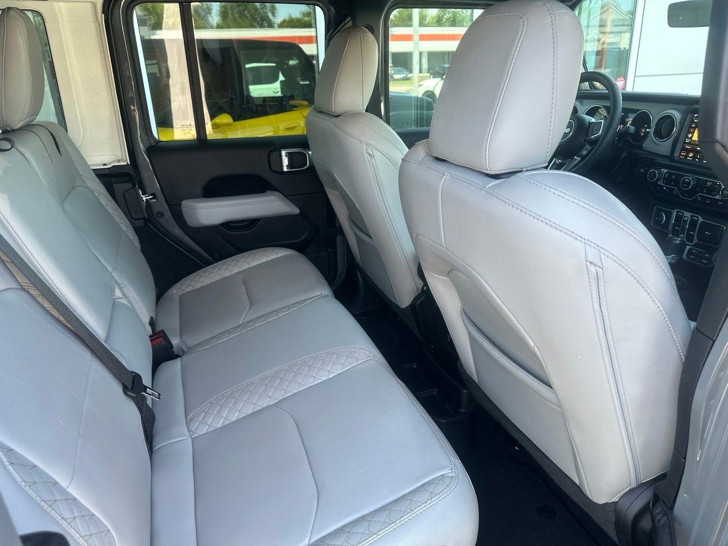 Jeep Wrangler  2023