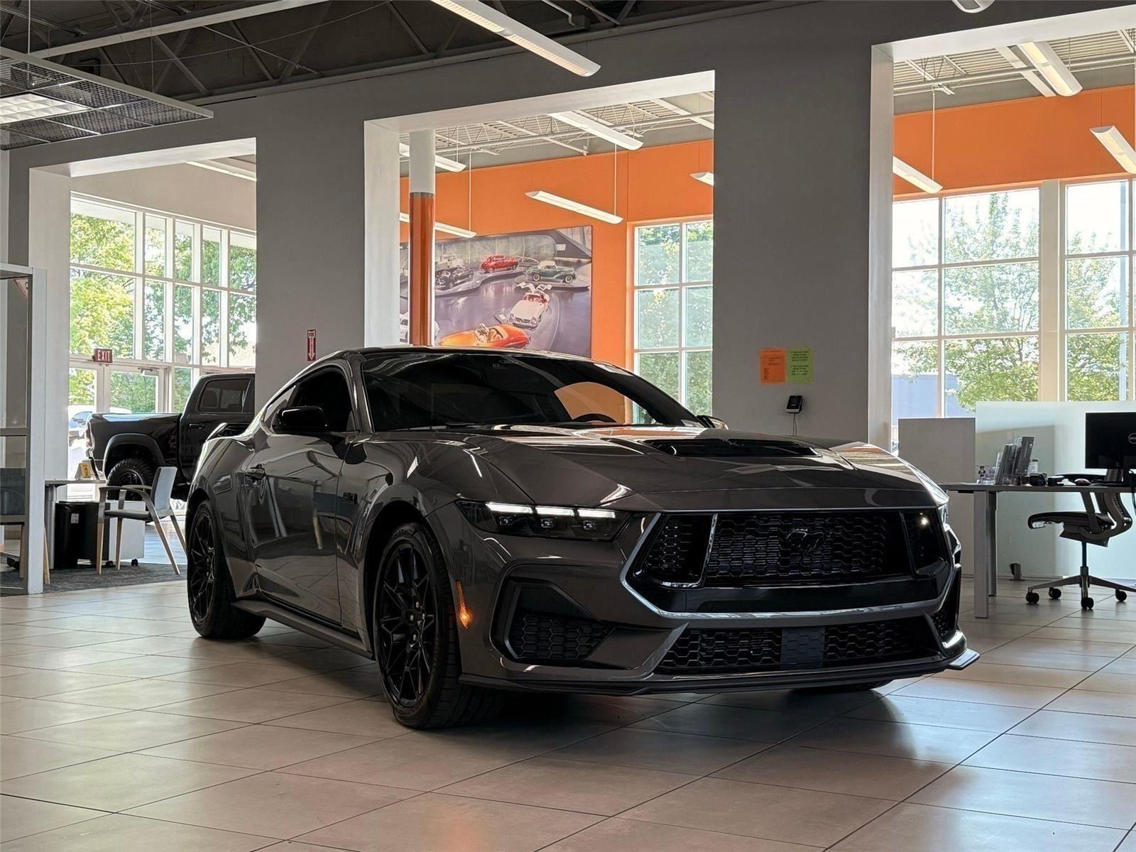 Ford Mustang  2025