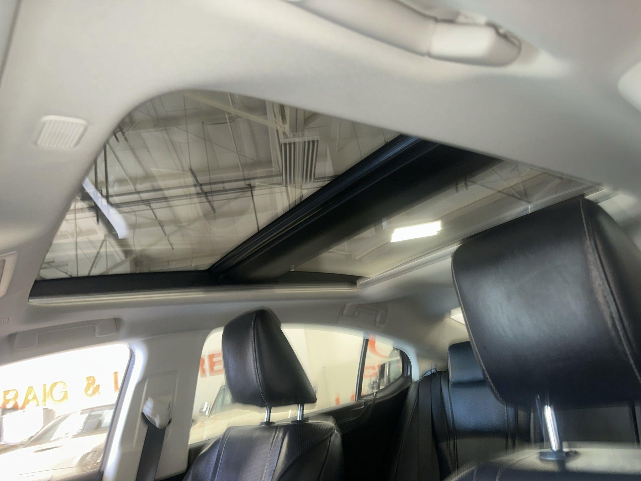 Lexus ES  2024
