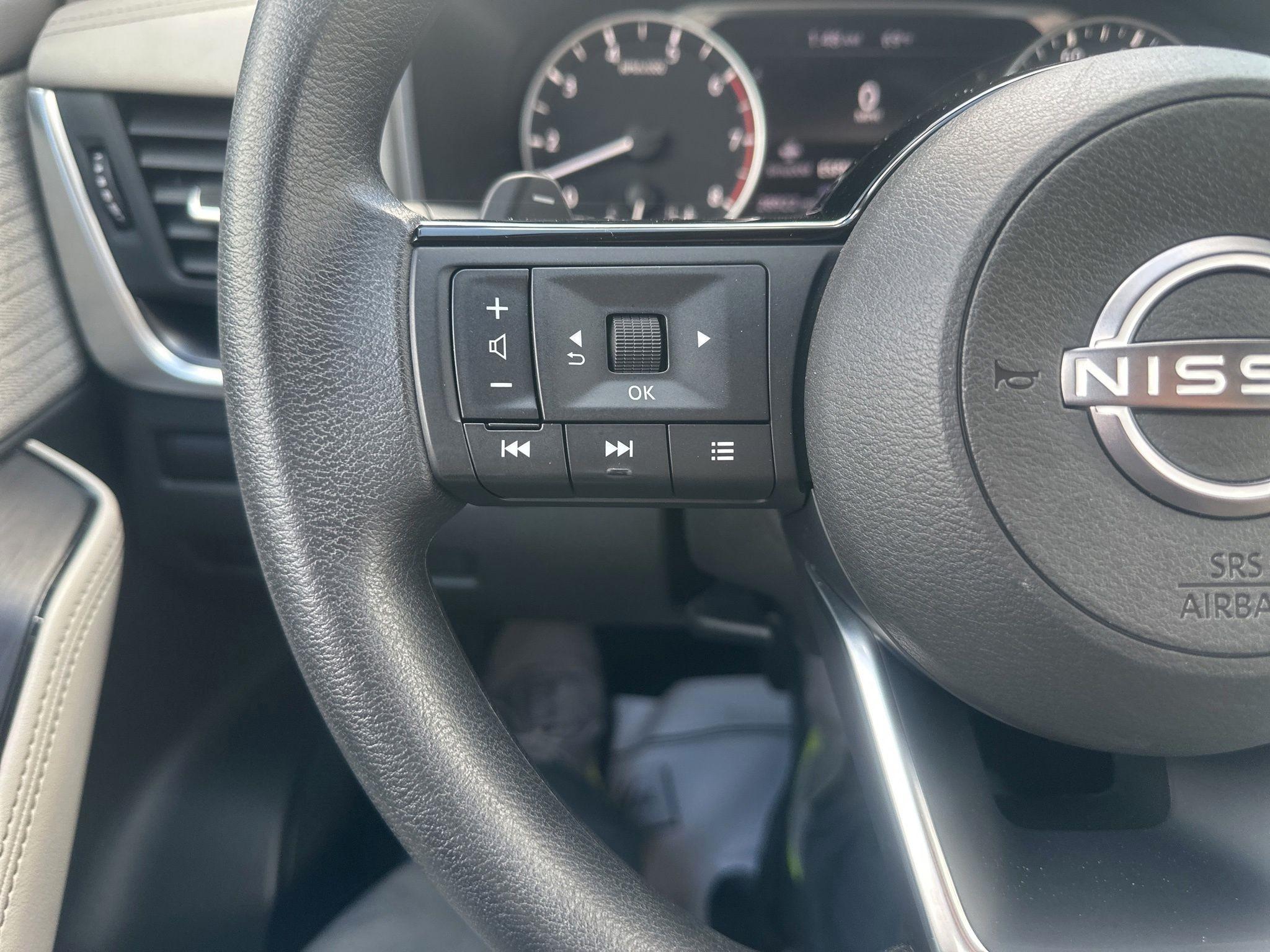 Nissan Rogue  2023