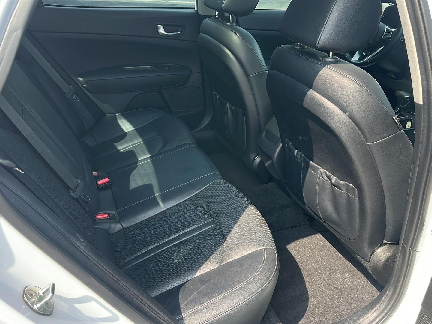 Kia Optima  2020