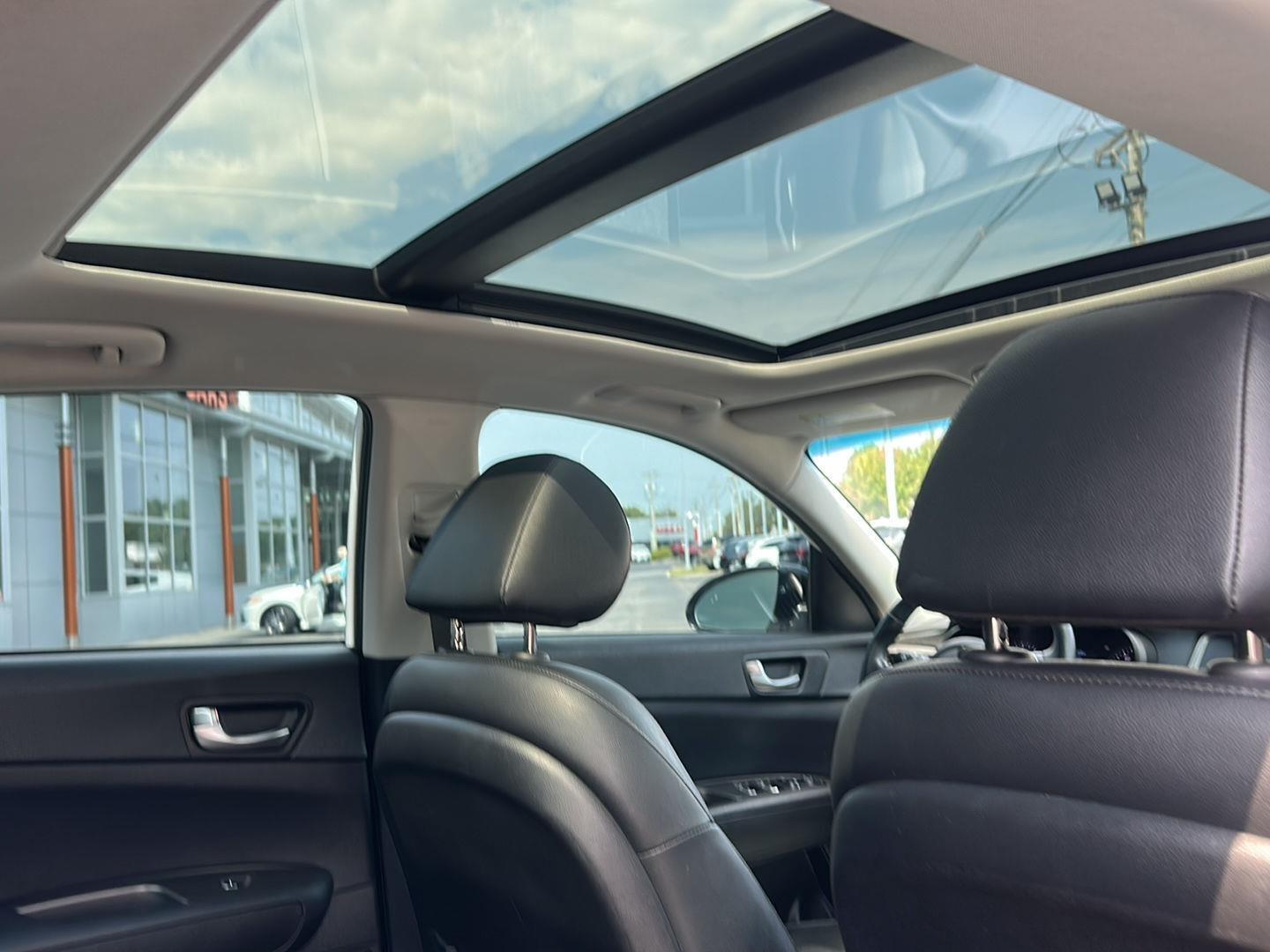 Kia Optima  2020