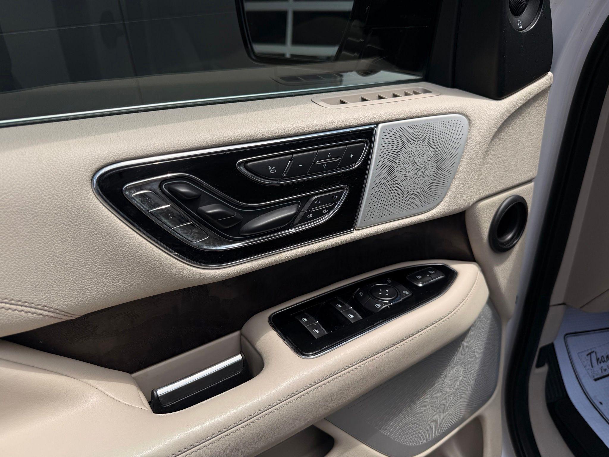 Lincoln Navigator  2019