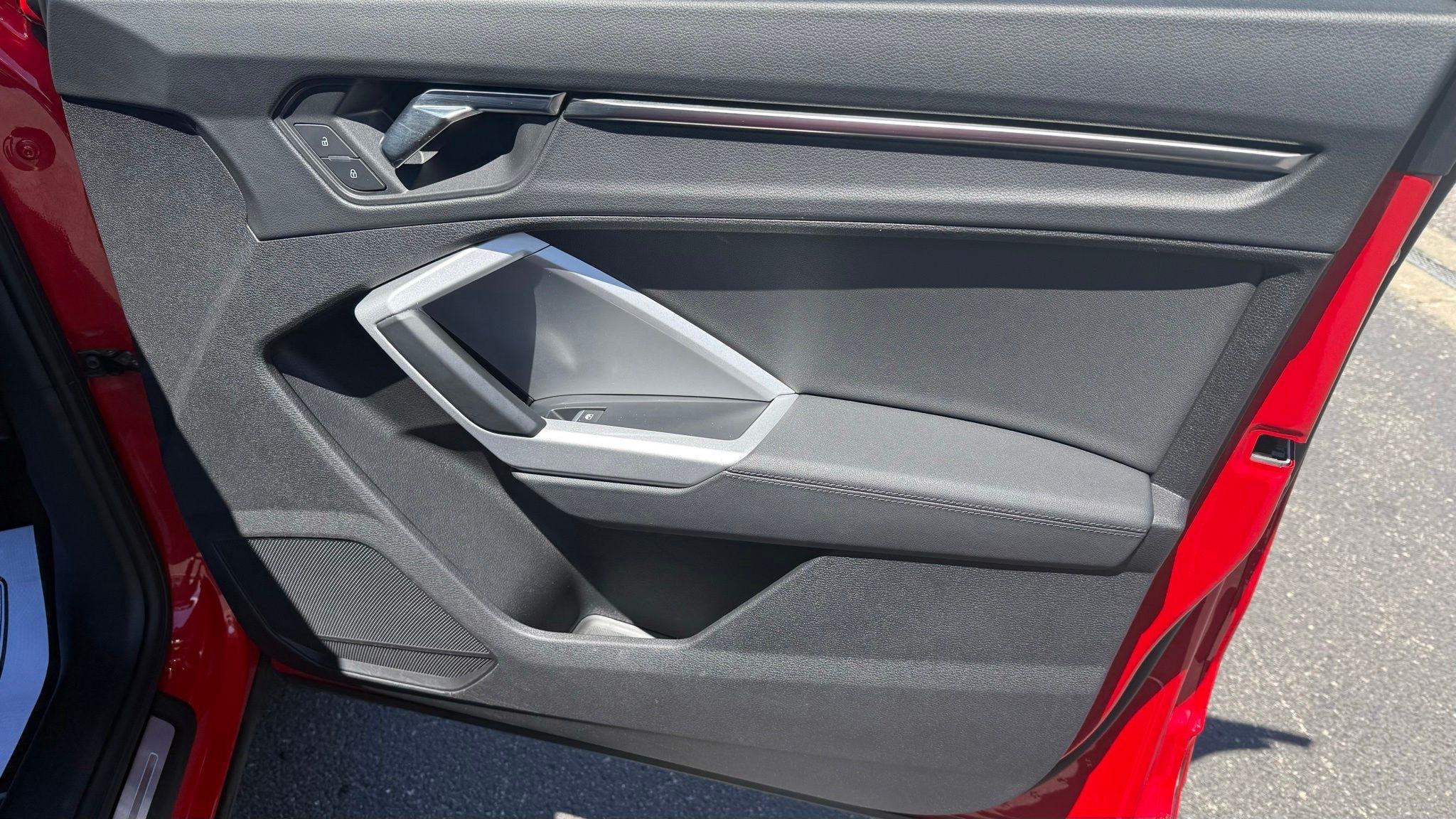Audi Q3  2022