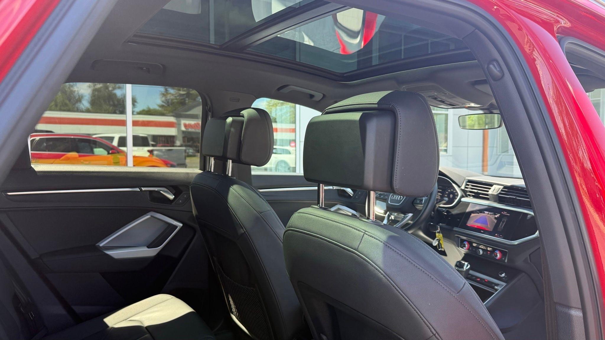 Audi Q3  2022
