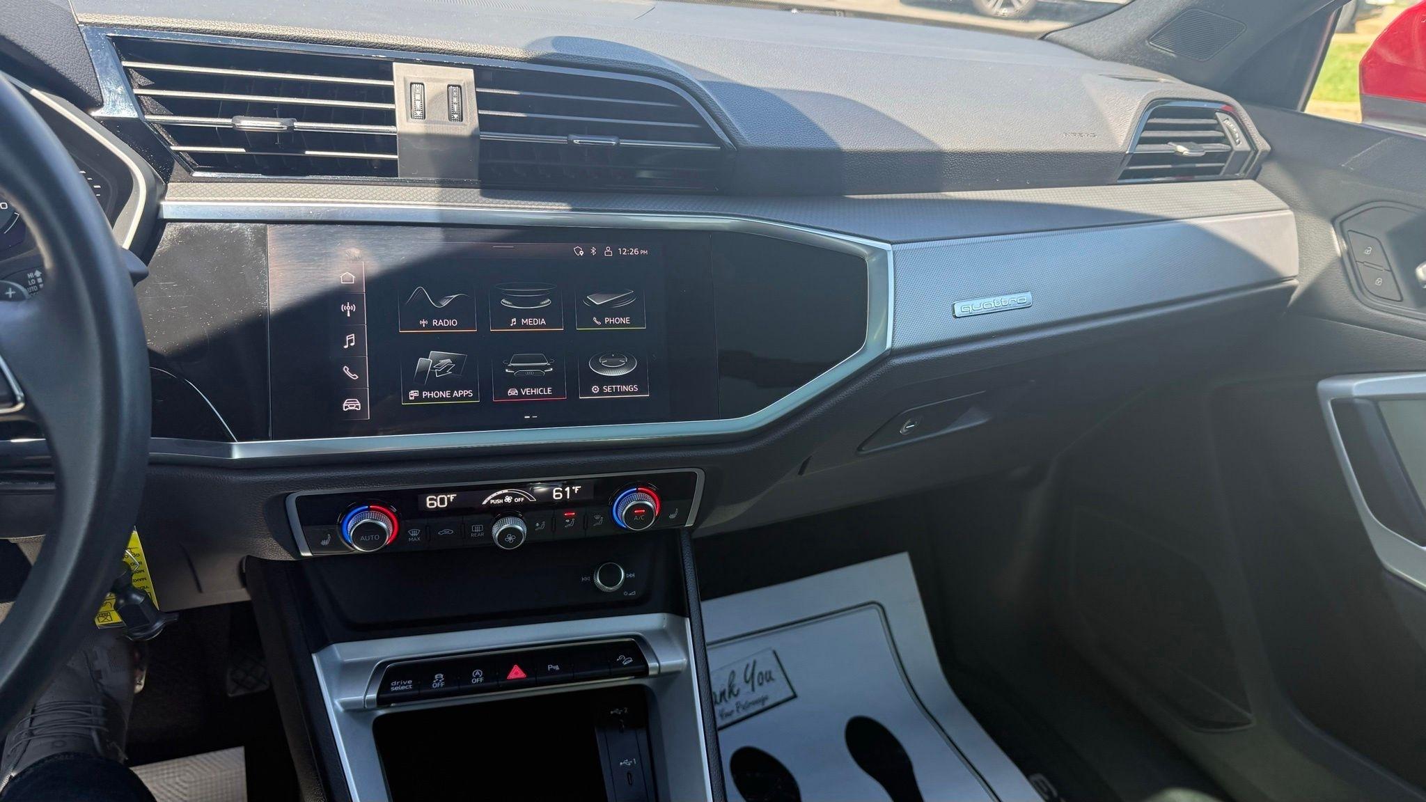 Audi Q3  2022