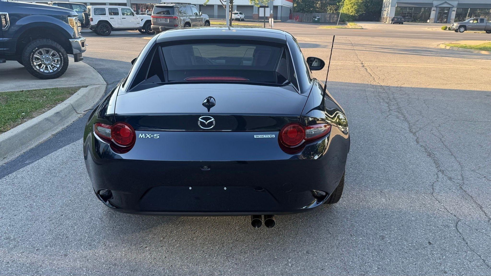 Mazda MX-5 Miata RF  2021
