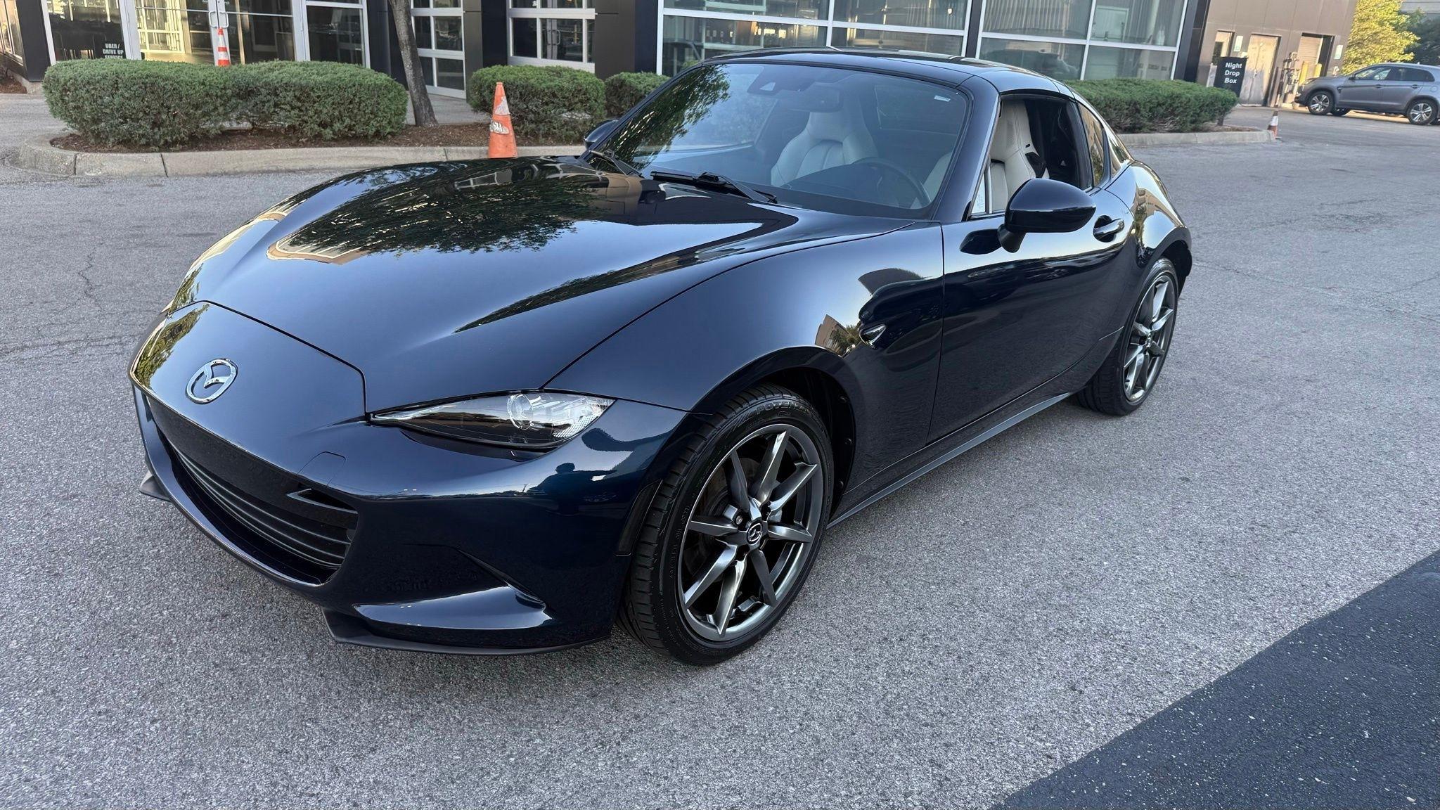 Mazda MX-5 Miata RF  2021