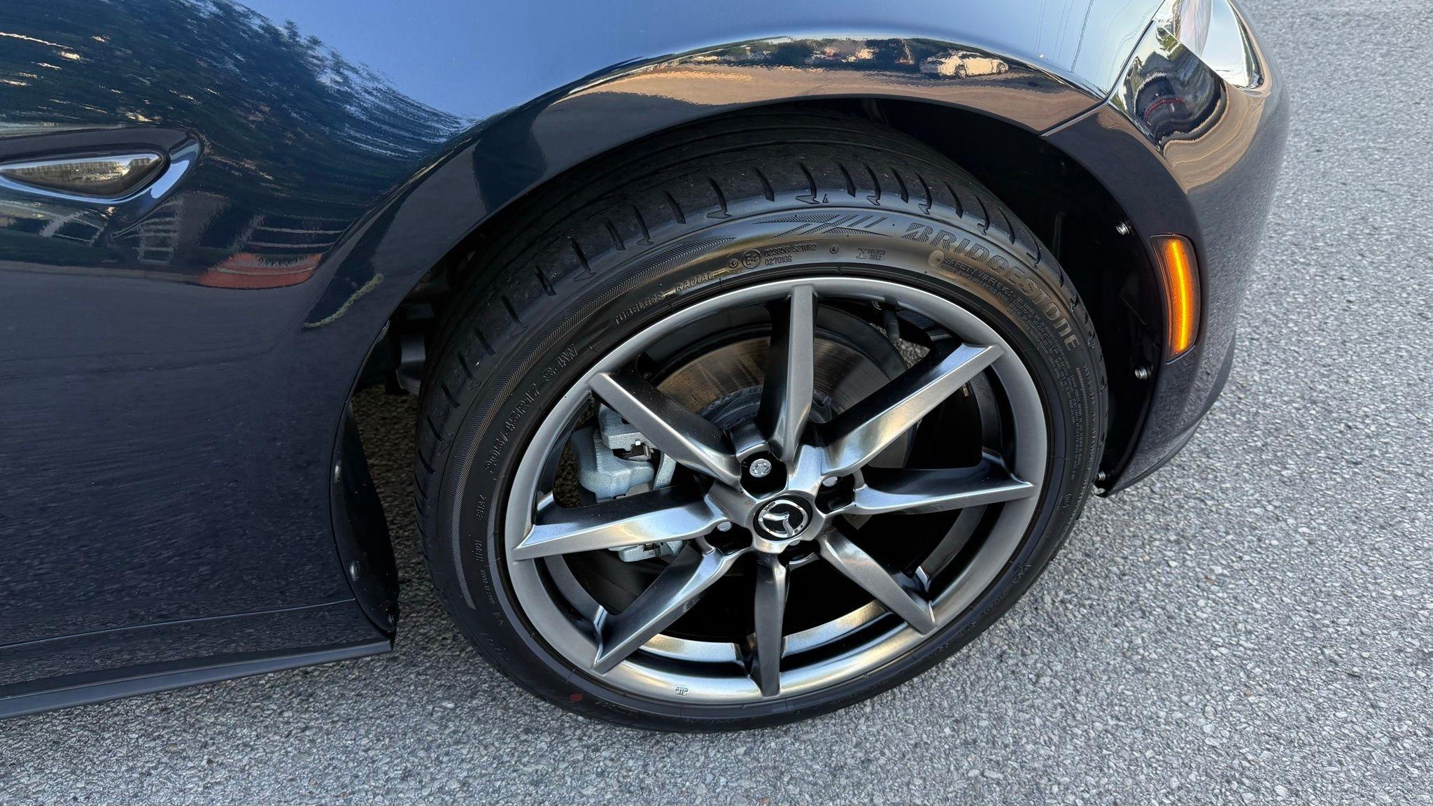 Mazda MX-5 Miata RF  2021