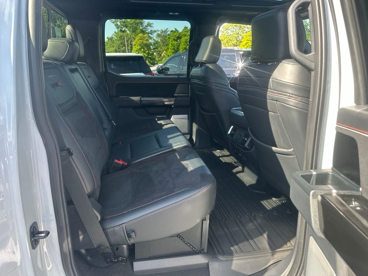 Ford F-150  2025