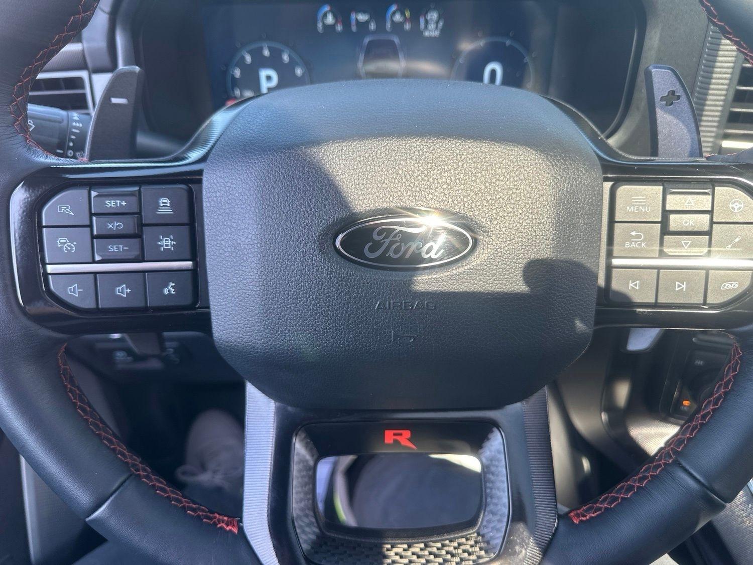 Ford F-150  2025