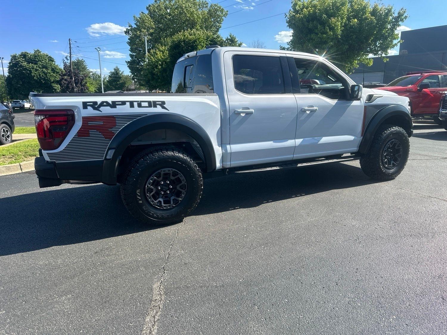 Ford F-150  2025
