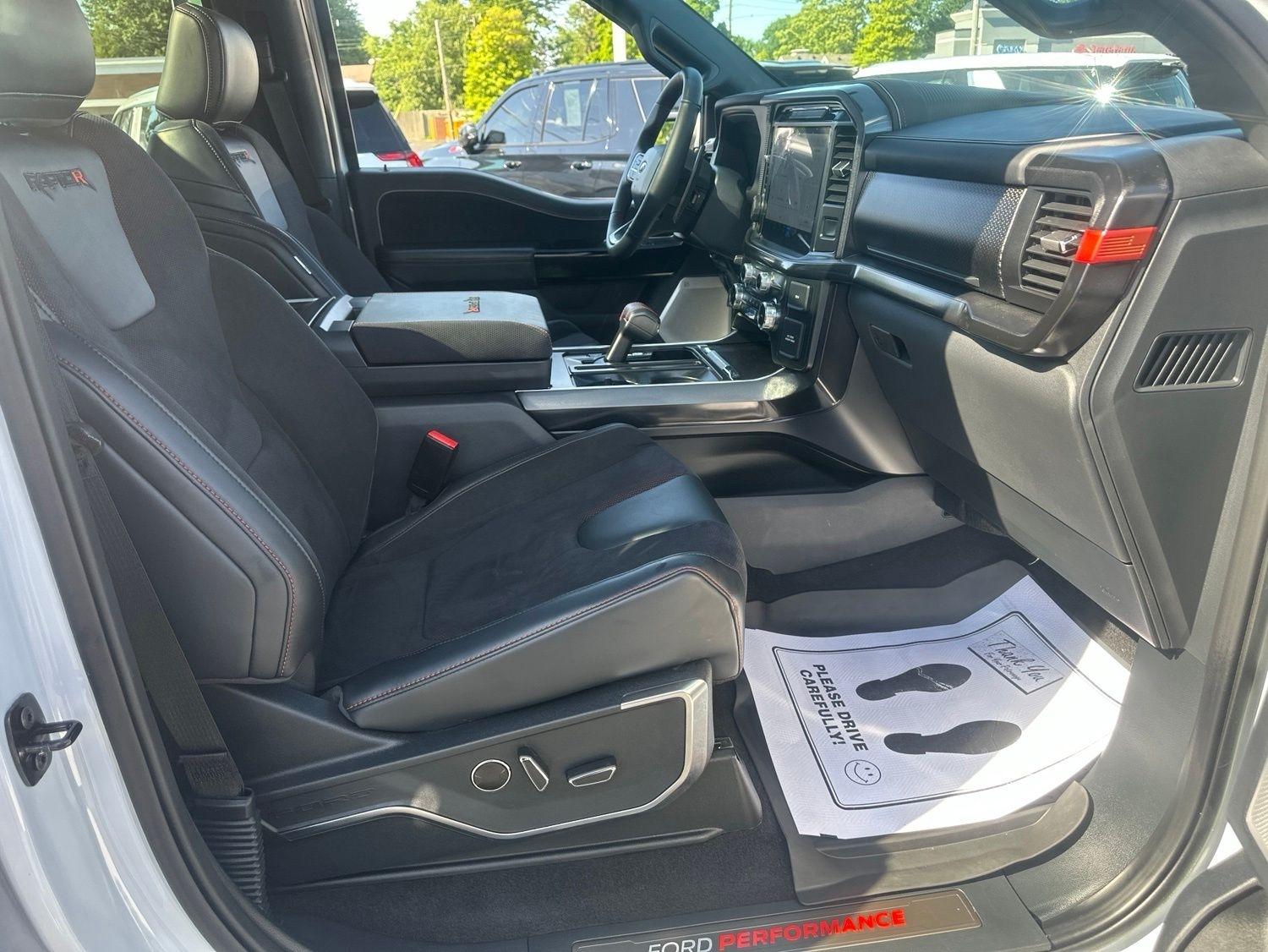 Ford F-150  2025