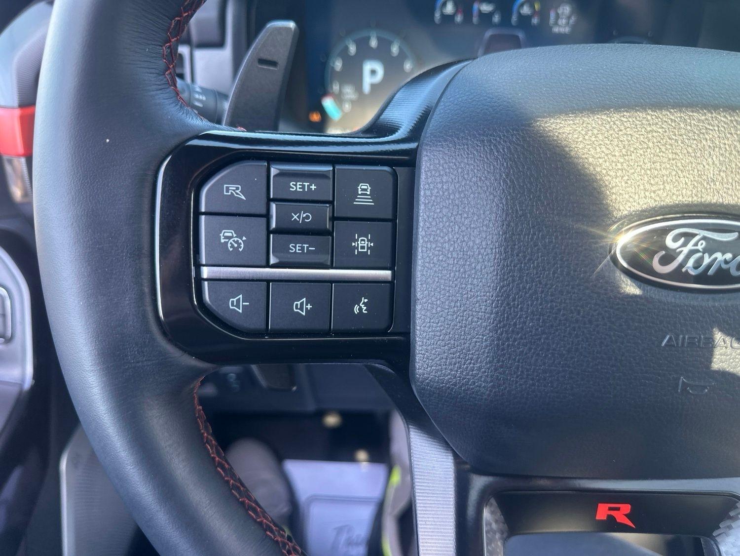 Ford F-150  2025