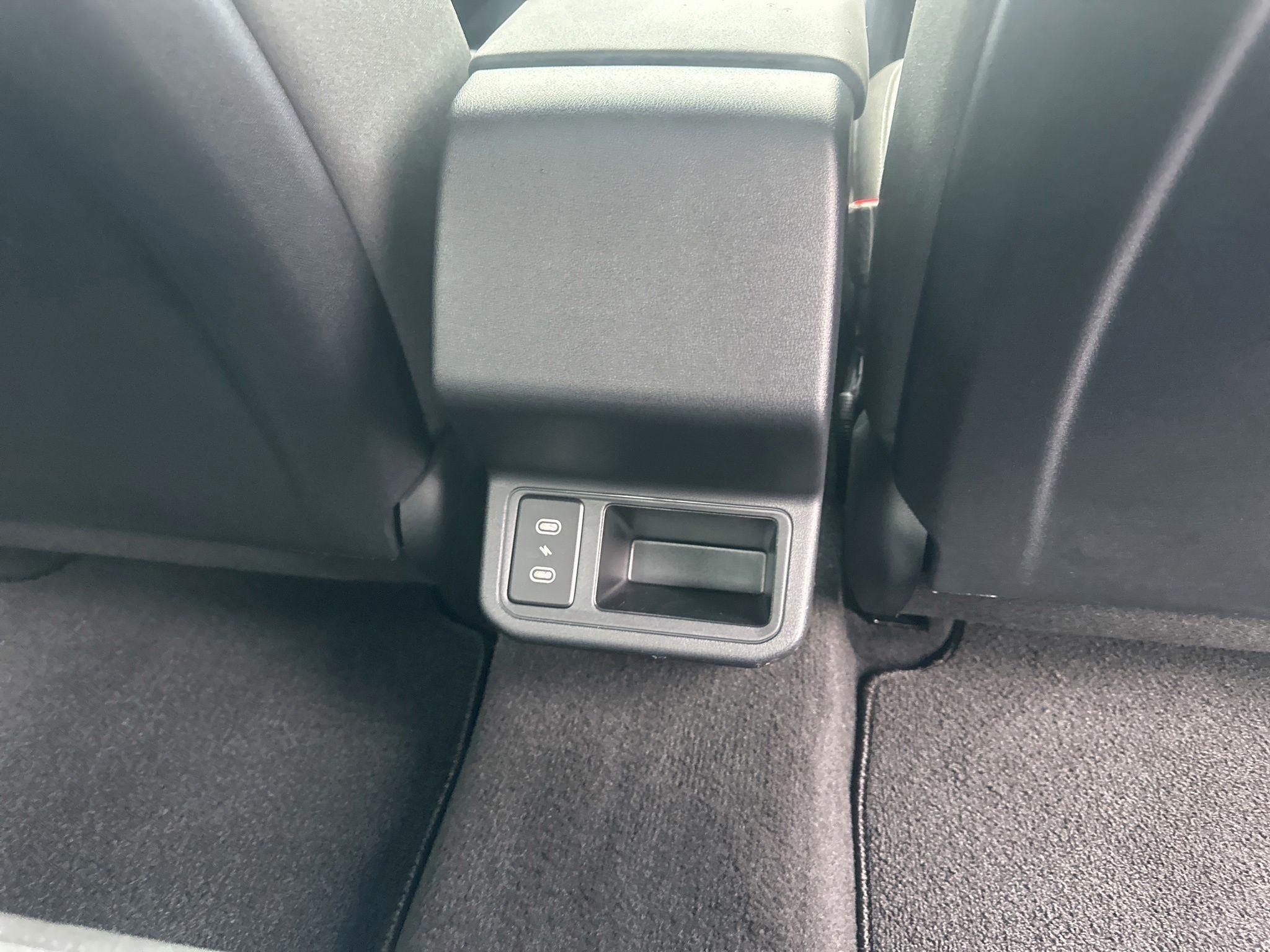 Kia K4  2025