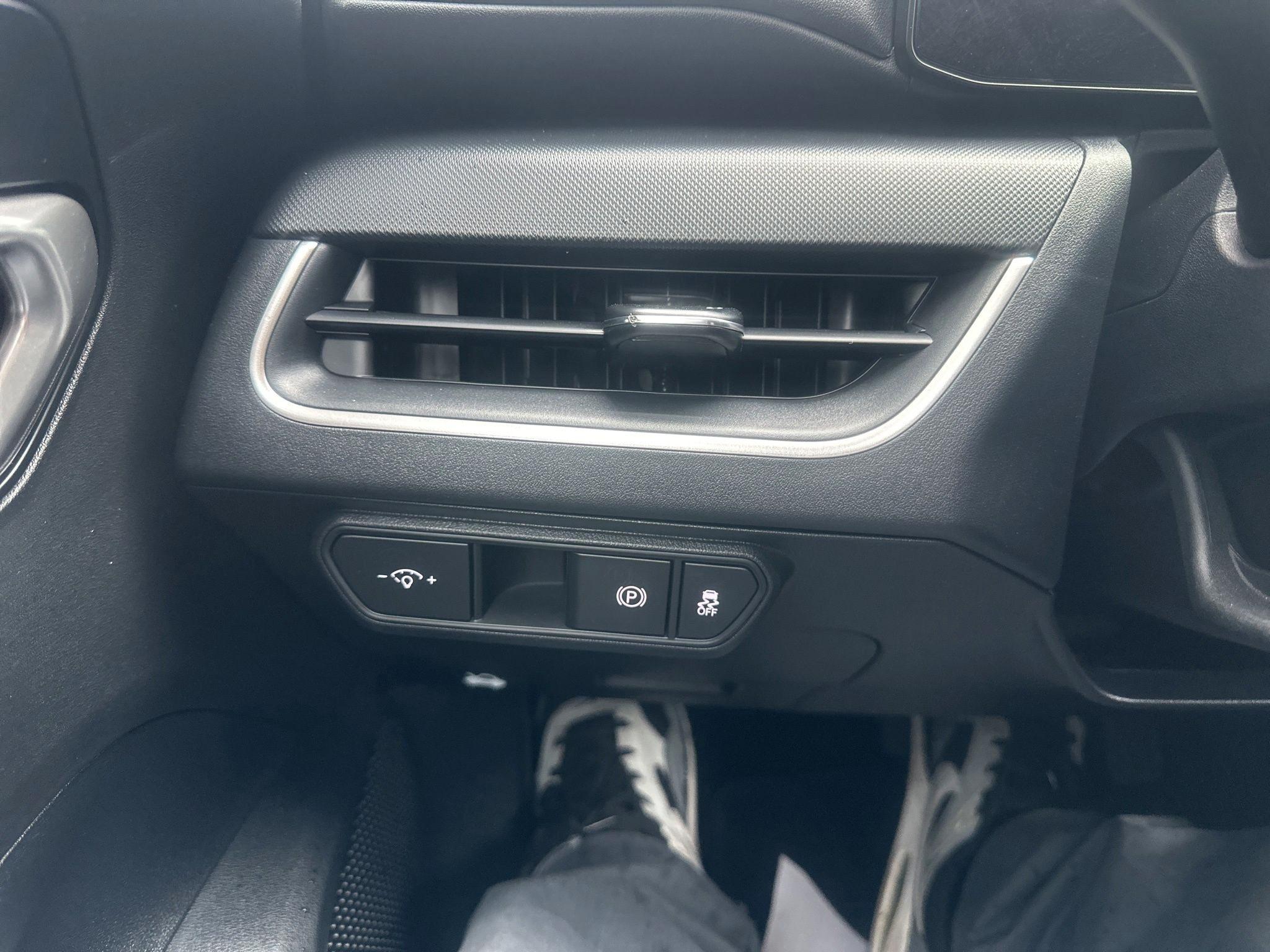 Kia K4  2025