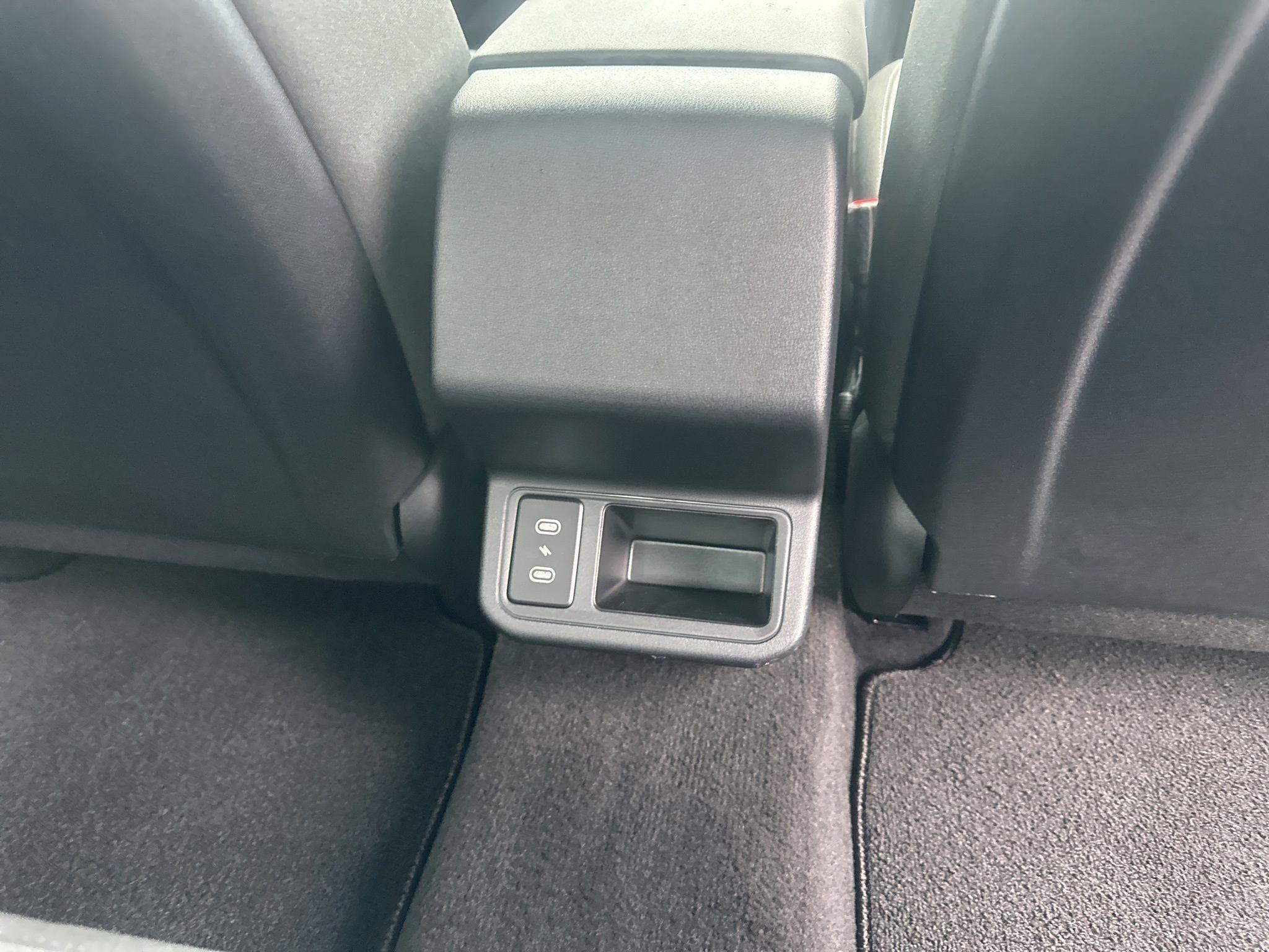 Kia K4  2025